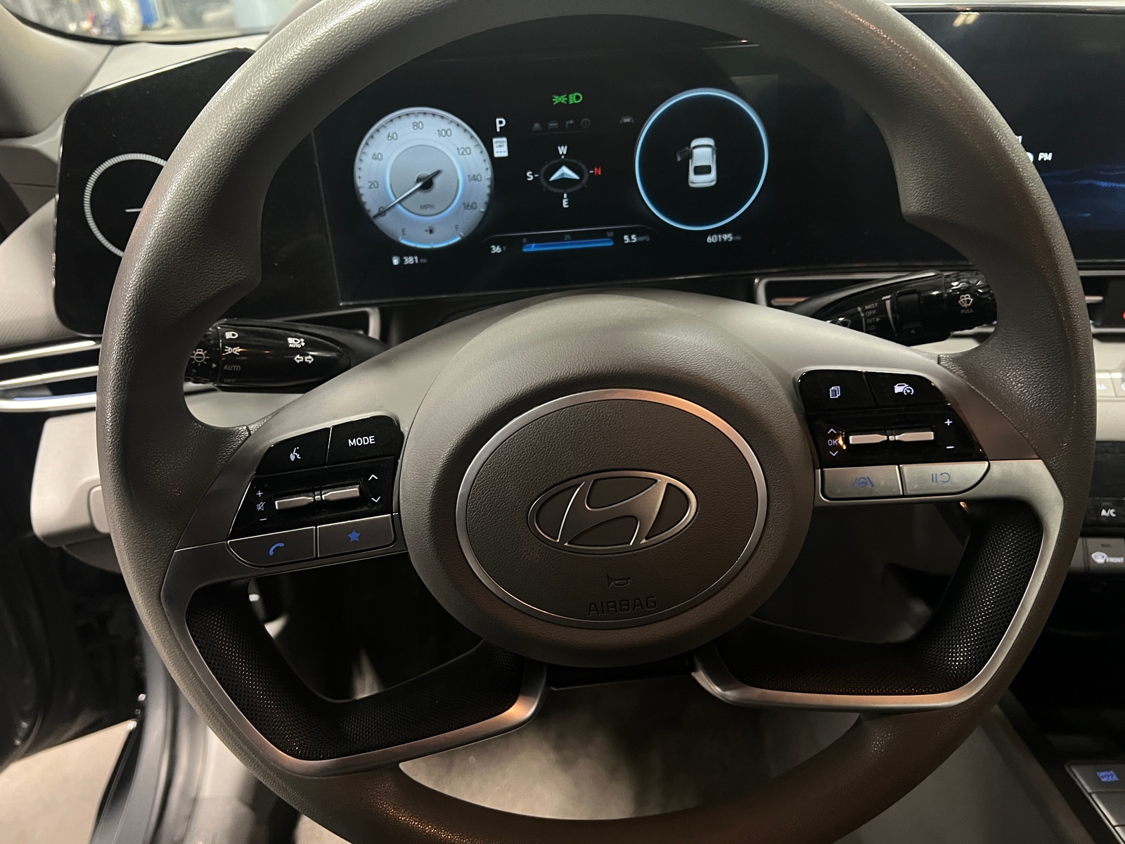 Thumbnail: 2024 Hyundai Elantra - 5