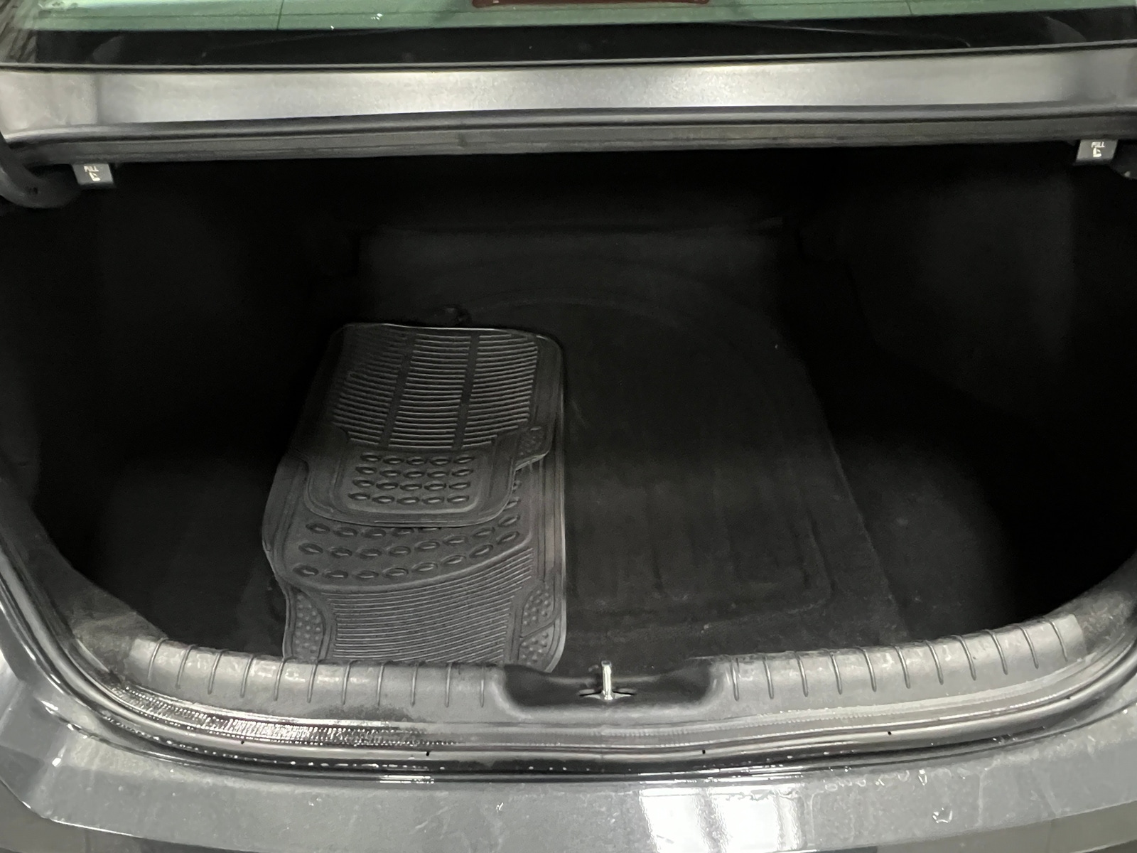 Thumbnail: 2024 Hyundai Elantra - 7