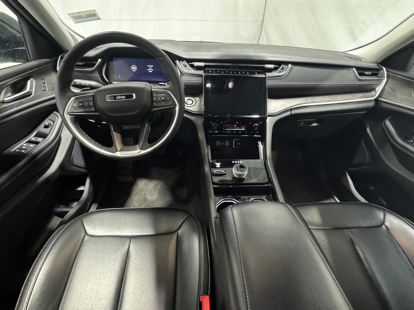 Thumbnail: 2023 Jeep Grand Cherokee L - 2