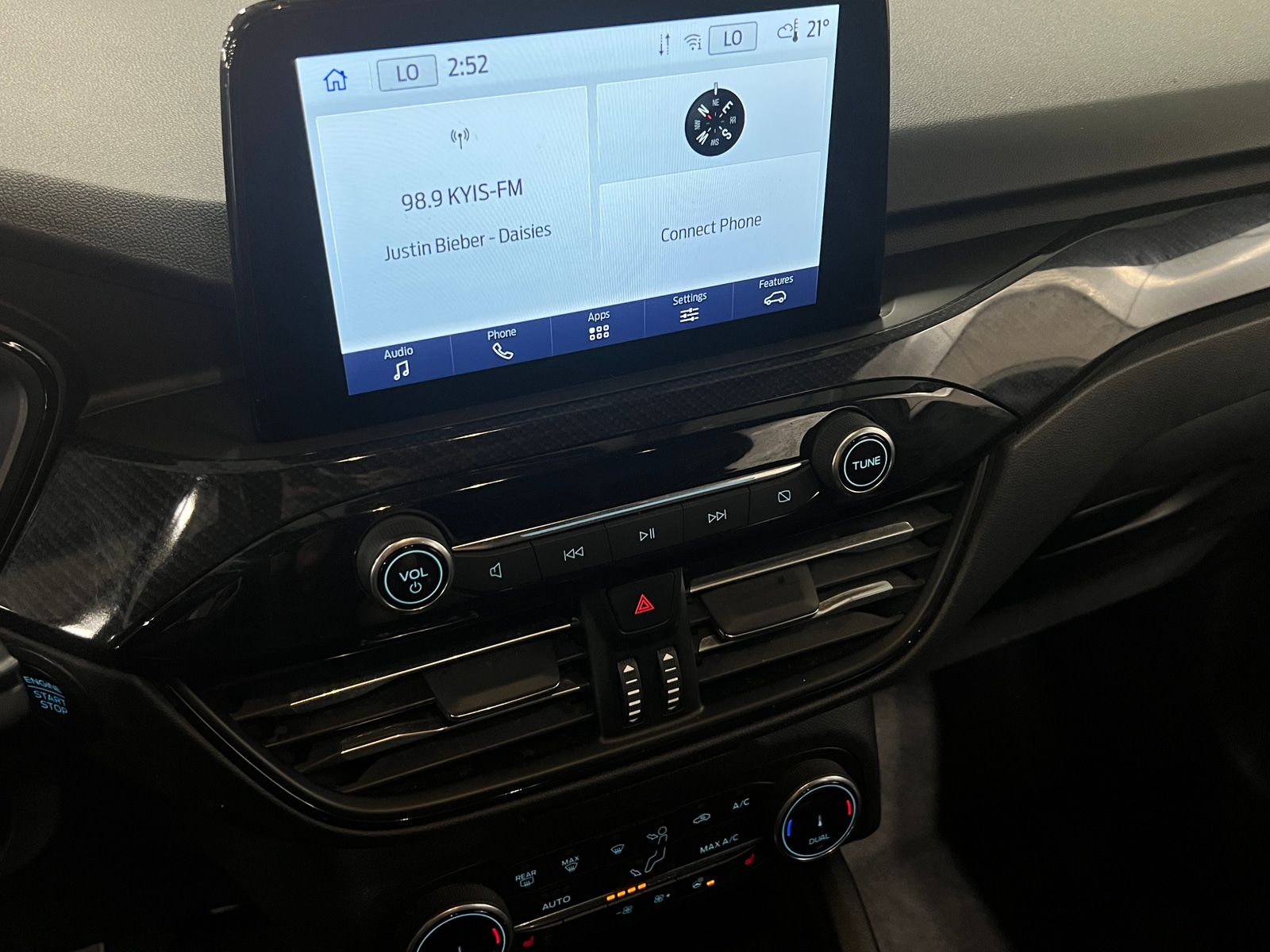 Thumbnail: 2024 Ford Escape - 3