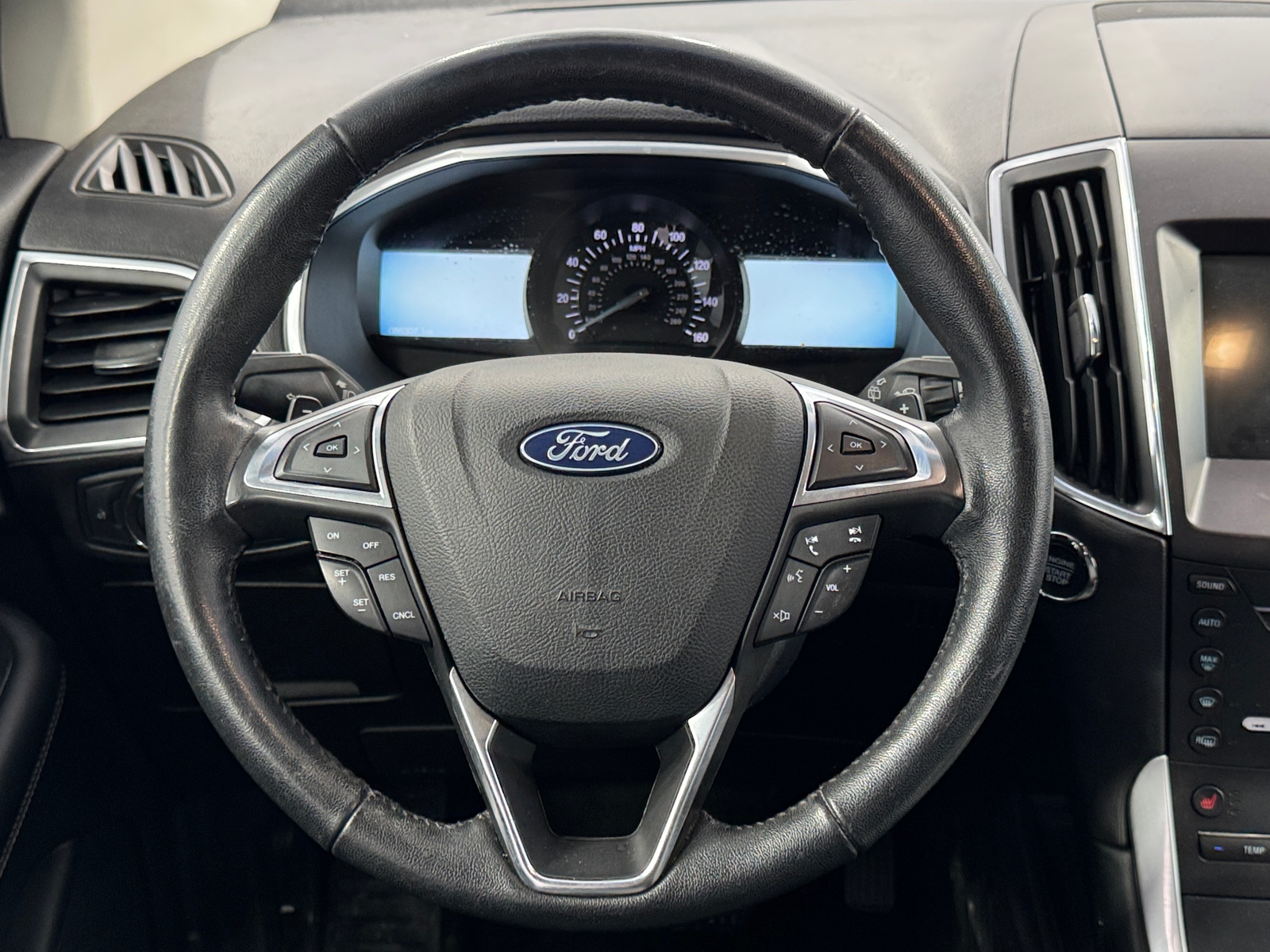 Thumbnail: 2018 Ford Edge - 4