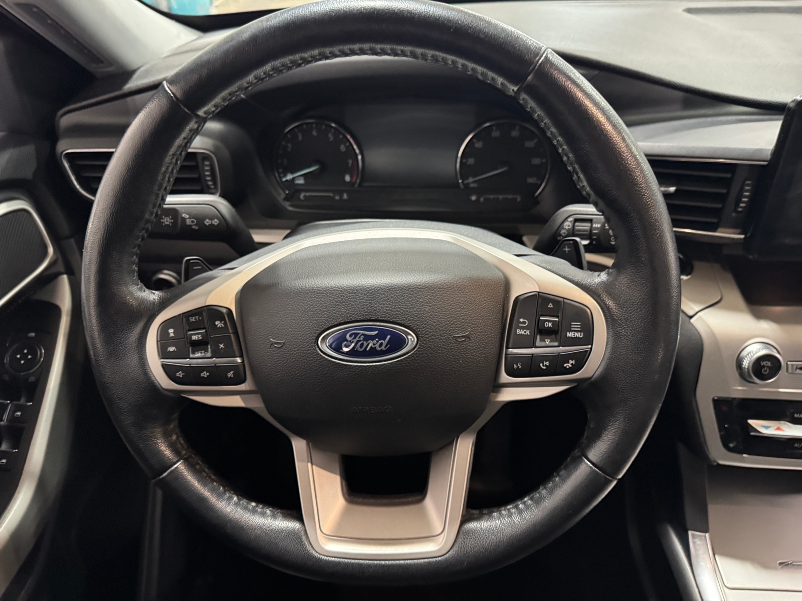 Thumbnail: 2021 Ford Explorer - 4