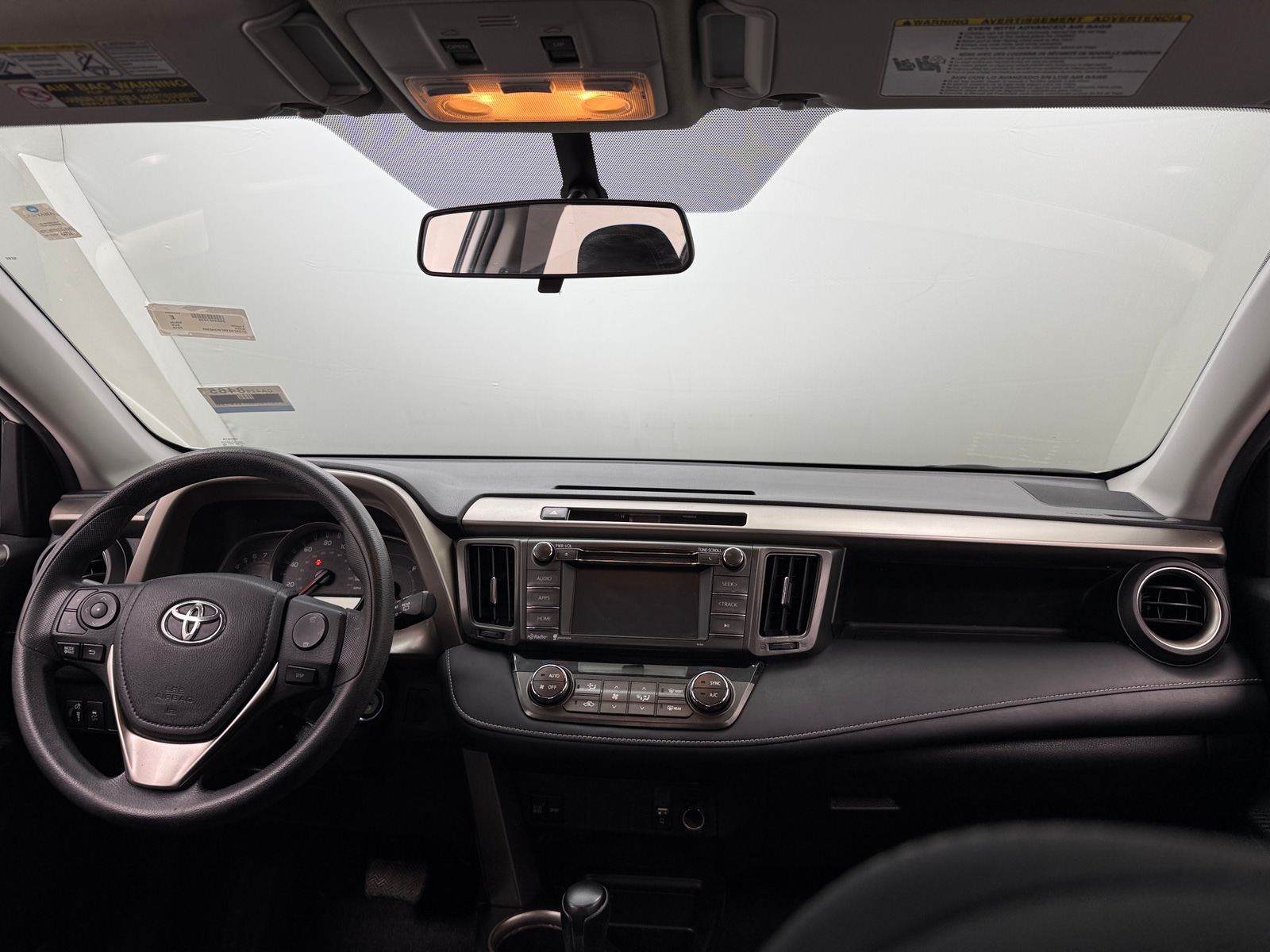 Thumbnail: 2015 Toyota RAV4 - 3