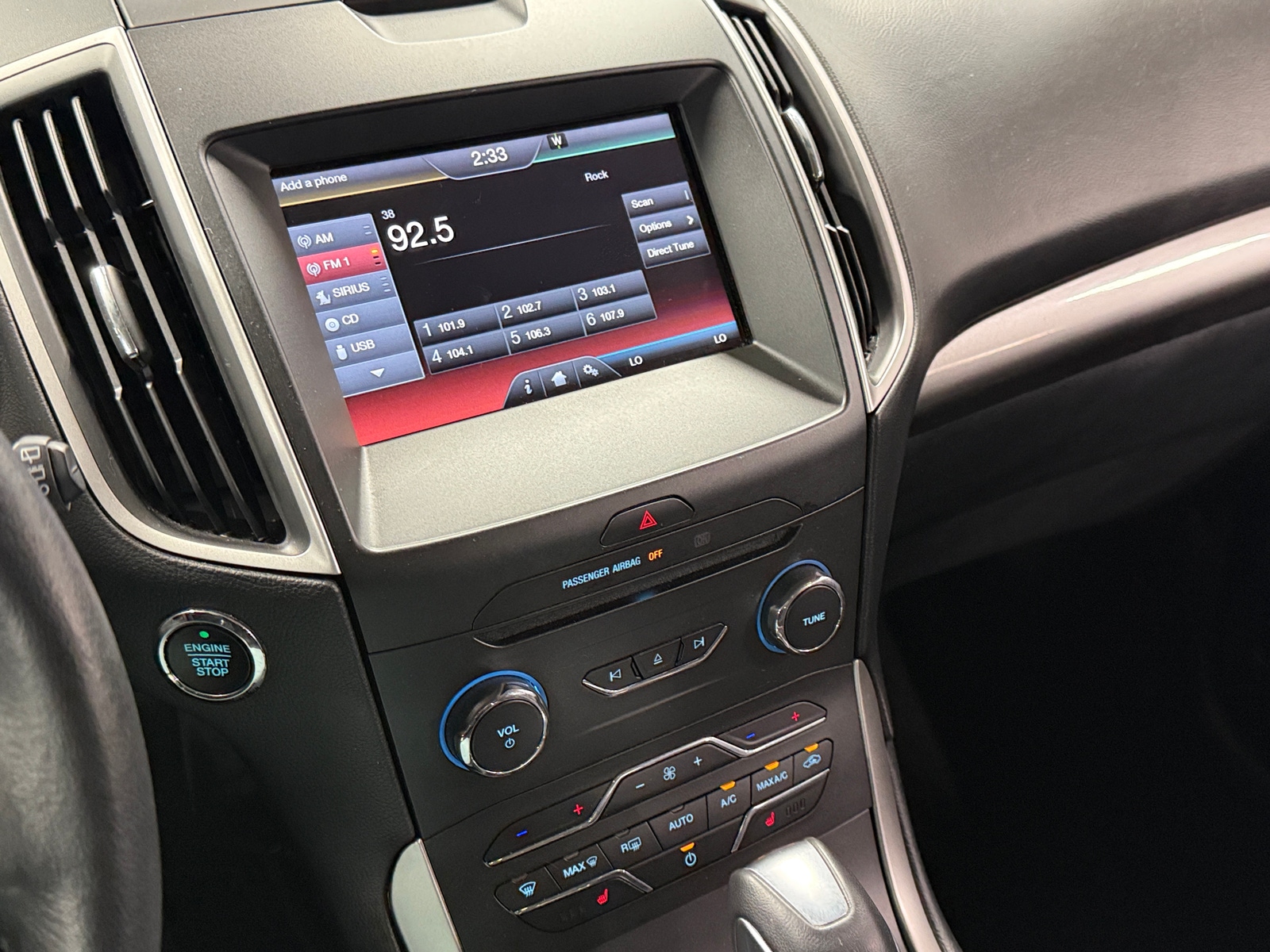 Thumbnail: 2015 Ford Edge - 3