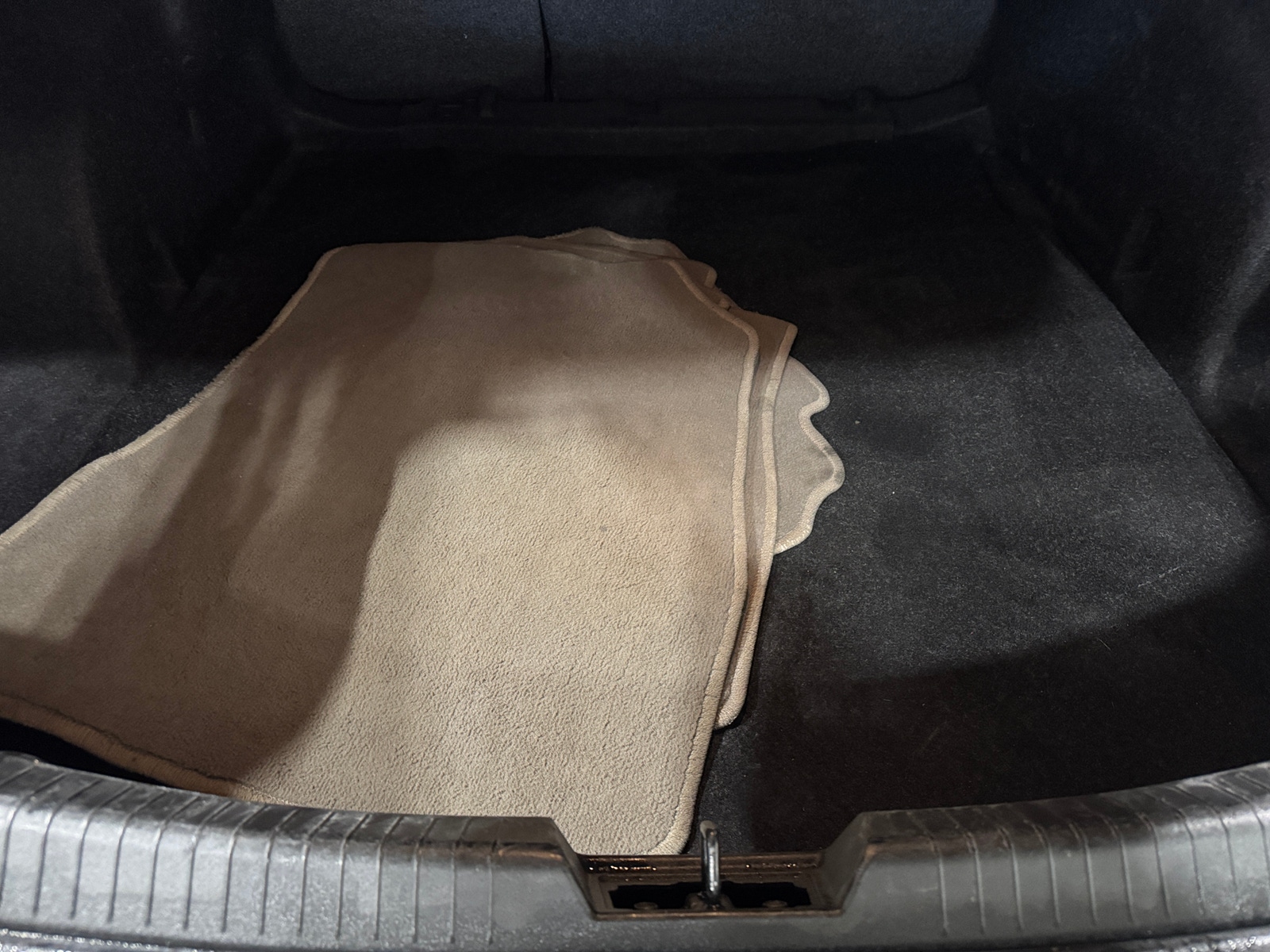 Thumbnail: 2024 Chevrolet Malibu - 6