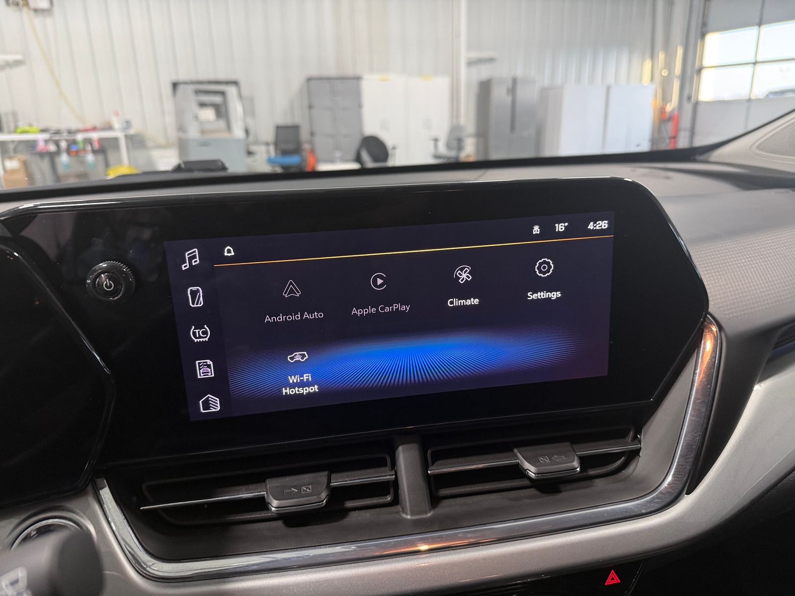 Thumbnail: 2025 Chevrolet Trax - 4