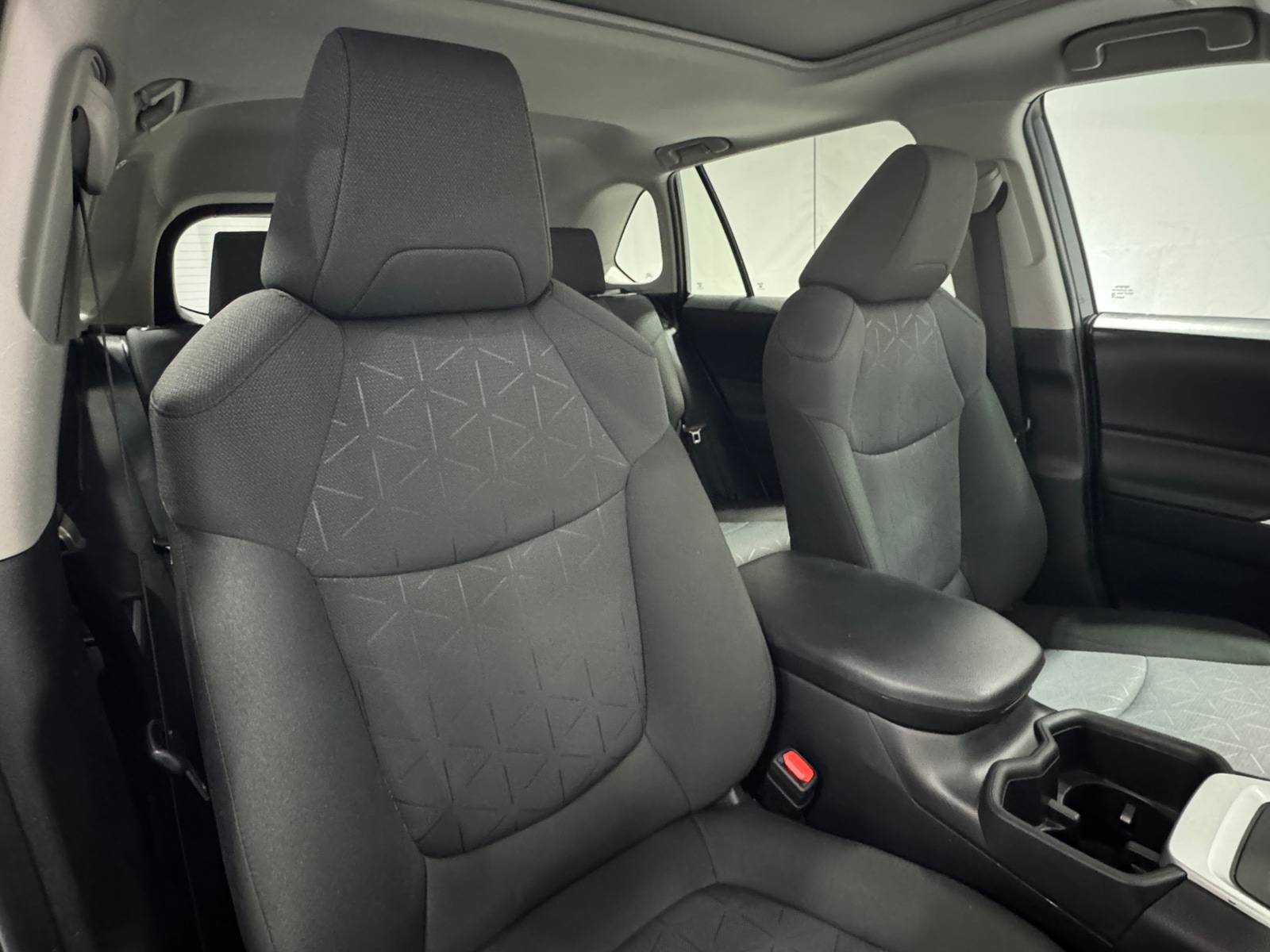 Thumbnail: 2024 Toyota RAV4 - 2