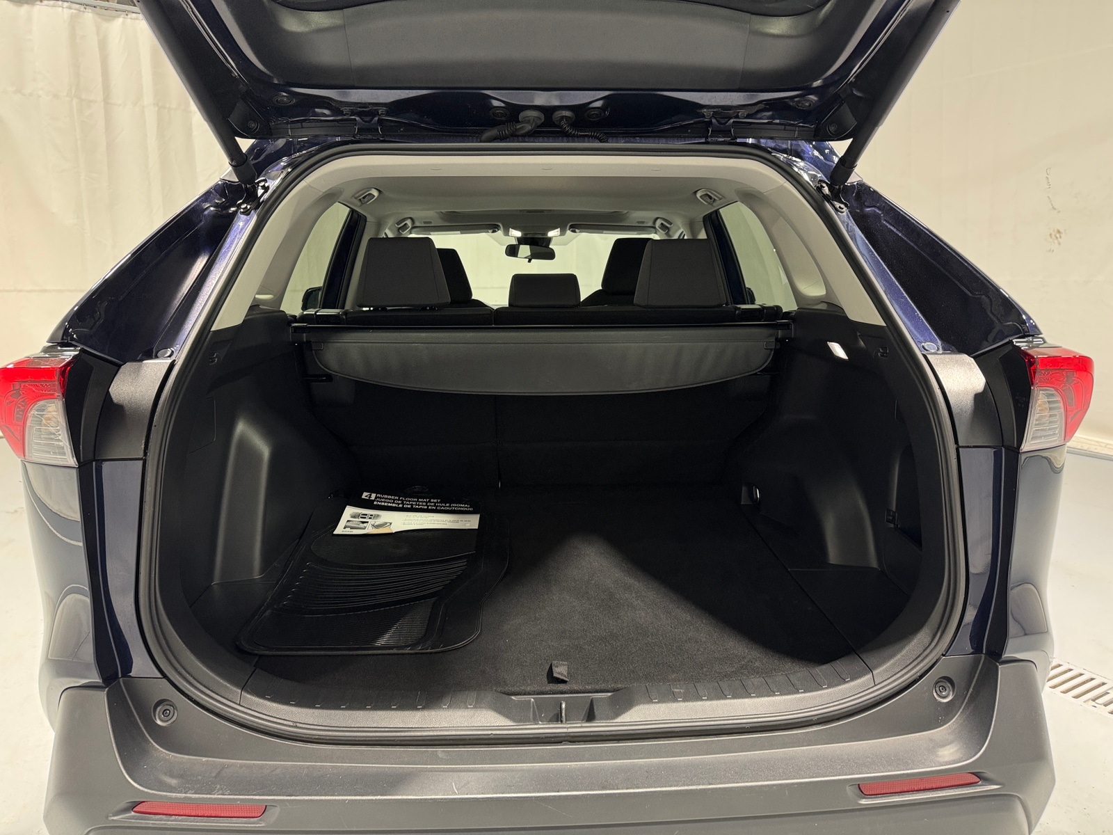 Thumbnail: 2024 Toyota RAV4 - 7