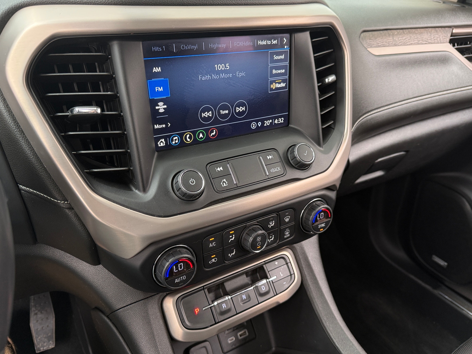 Thumbnail: 2021 GMC Acadia - 3