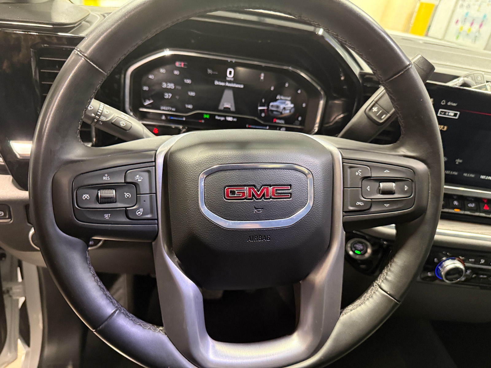 Thumbnail: 2025 GMC Sierra 1500 - 4