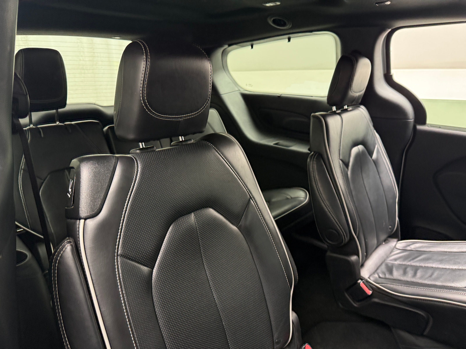 Thumbnail: 2024 Chrysler Pacifica - 5