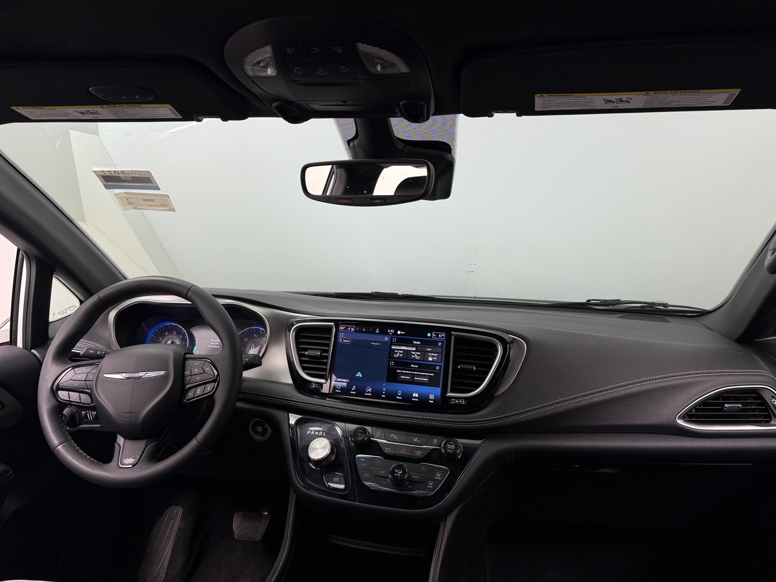 Thumbnail: 2024 Chrysler Pacifica - 2