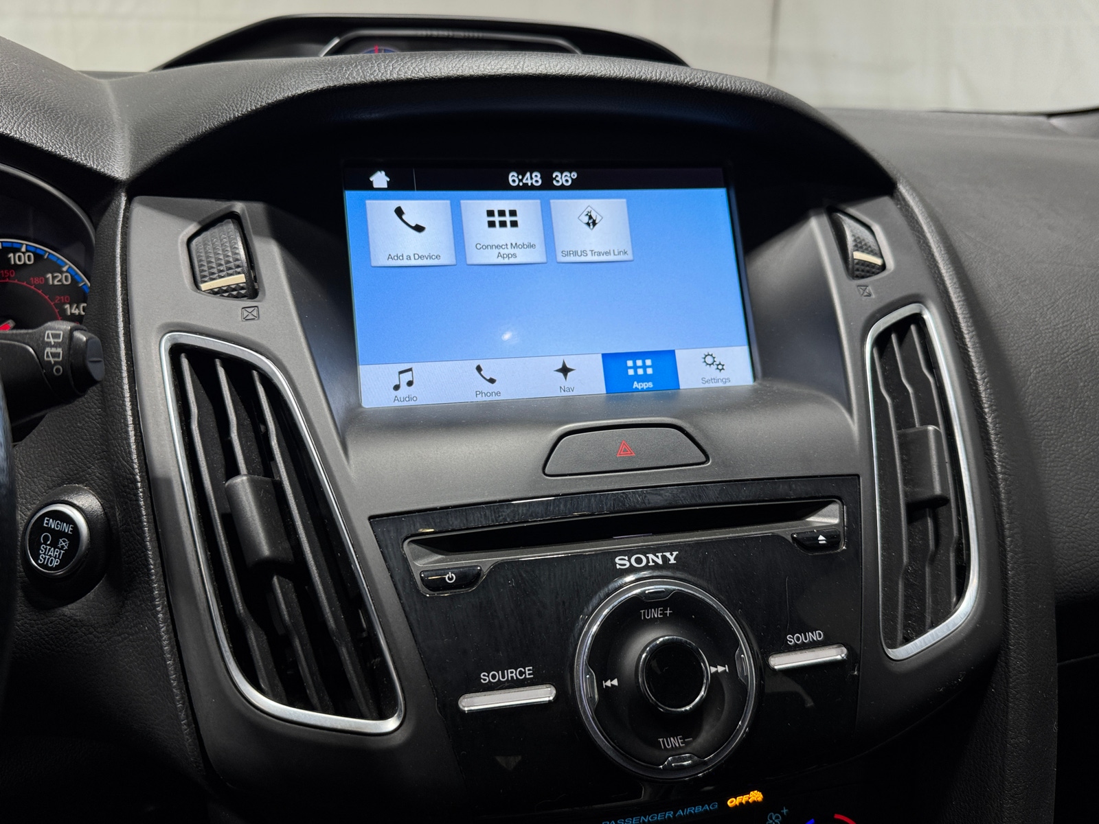 Thumbnail: 2017 Ford Focus - 3