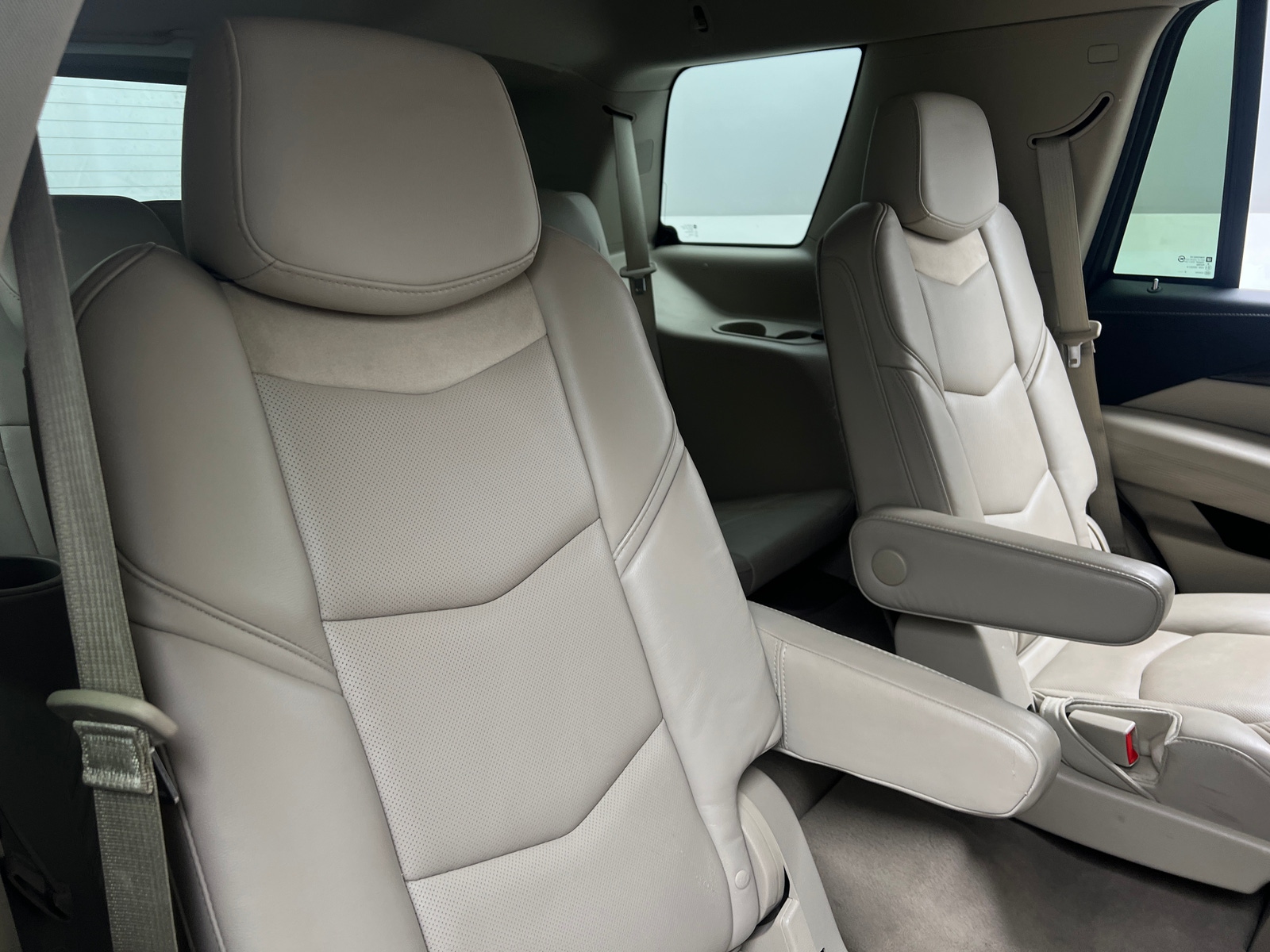 Thumbnail: 2020 Cadillac Escalade - 5