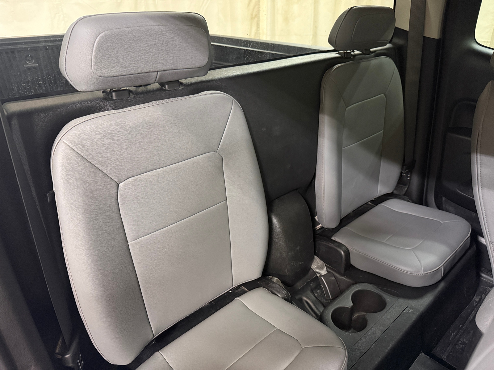 Thumbnail: 2022 Chevrolet Colorado - 6