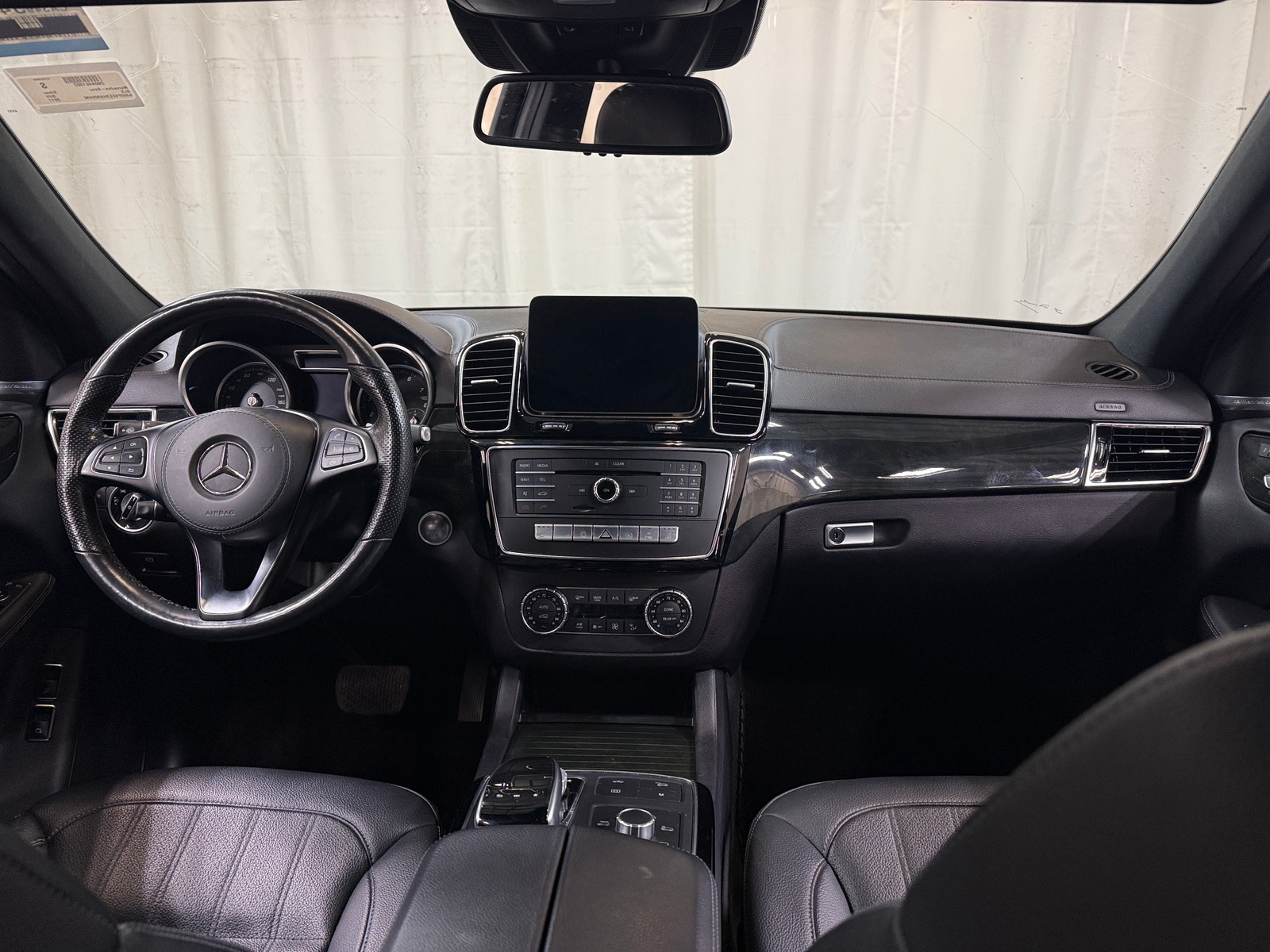 Thumbnail: 2017 Mercedes-Benz GLS - 2