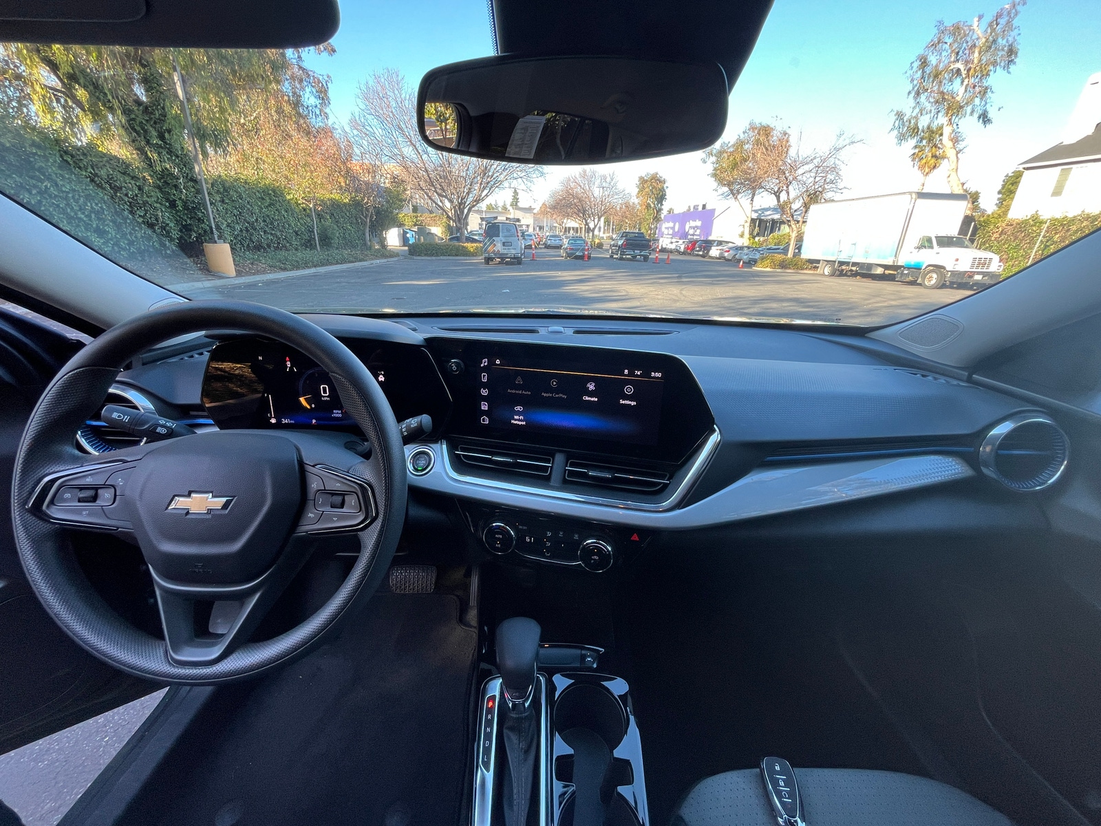 Thumbnail: 2025 Chevrolet Trax - 3