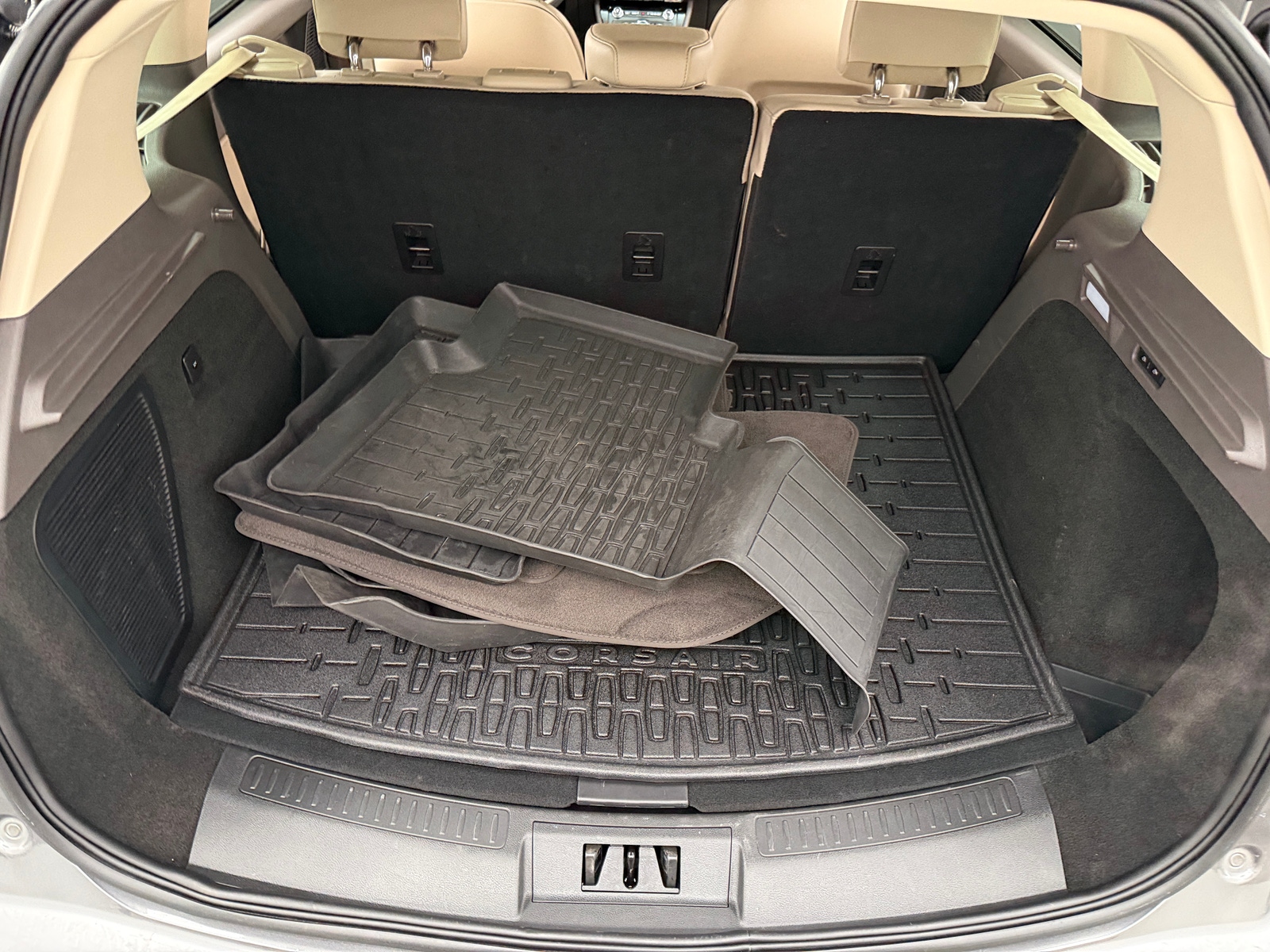 Thumbnail: 2022 Lincoln Corsair - 6