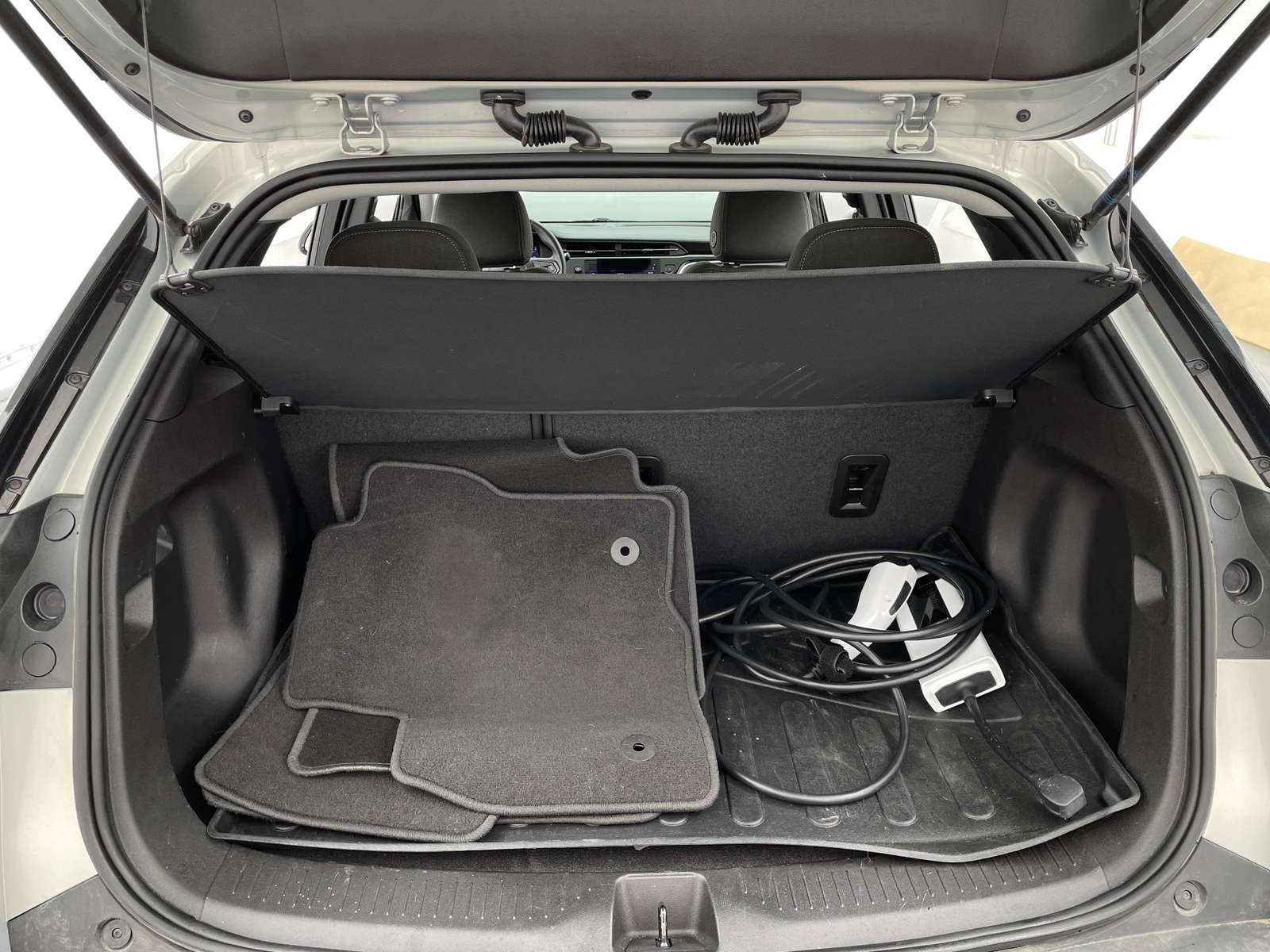 Thumbnail: 2023 Chevrolet Bolt EUV - 7