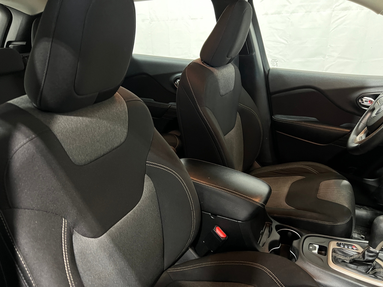 Thumbnail: 2015 Jeep Cherokee - 2