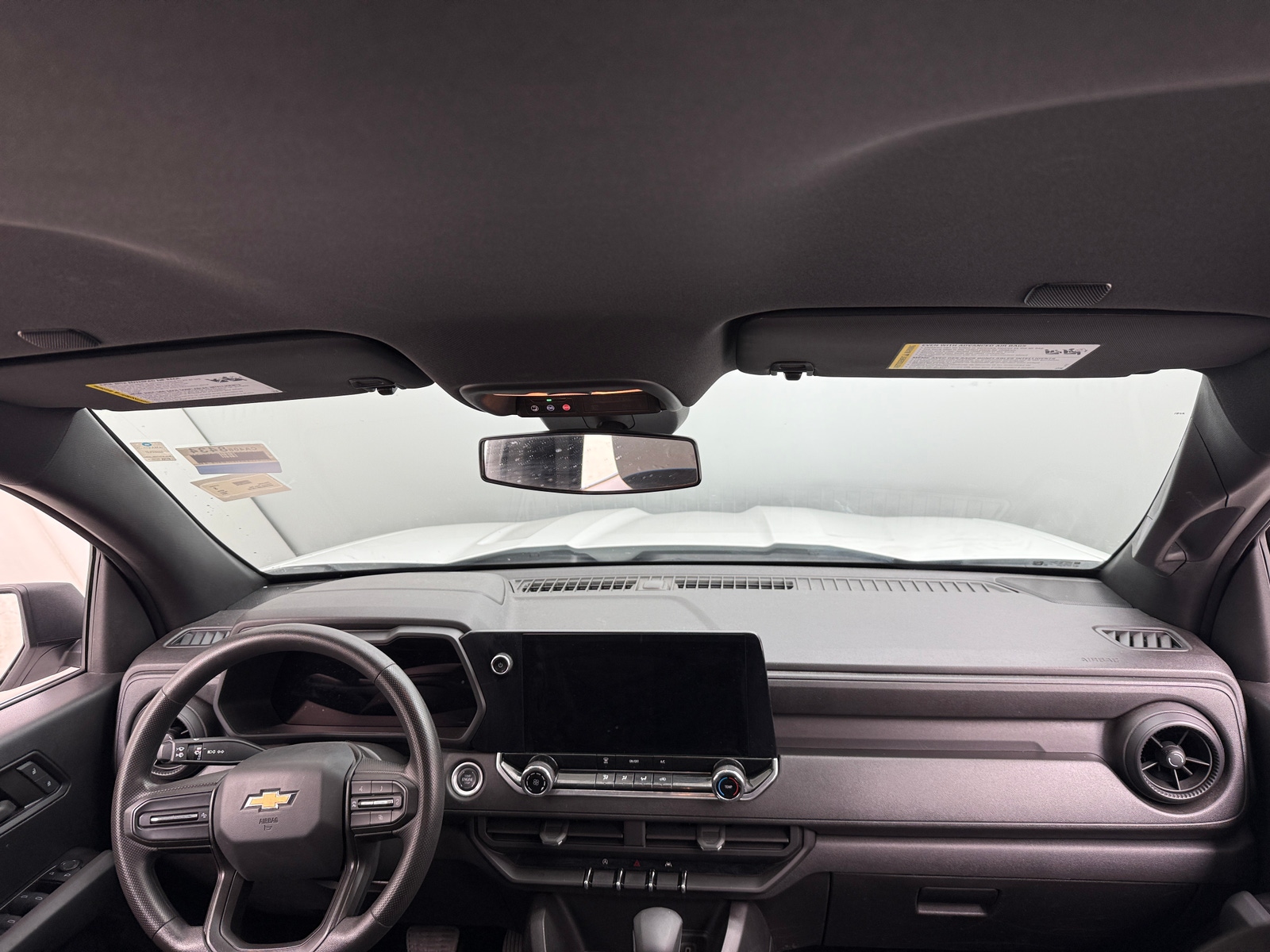 Thumbnail: 2024 Chevrolet Colorado - 3