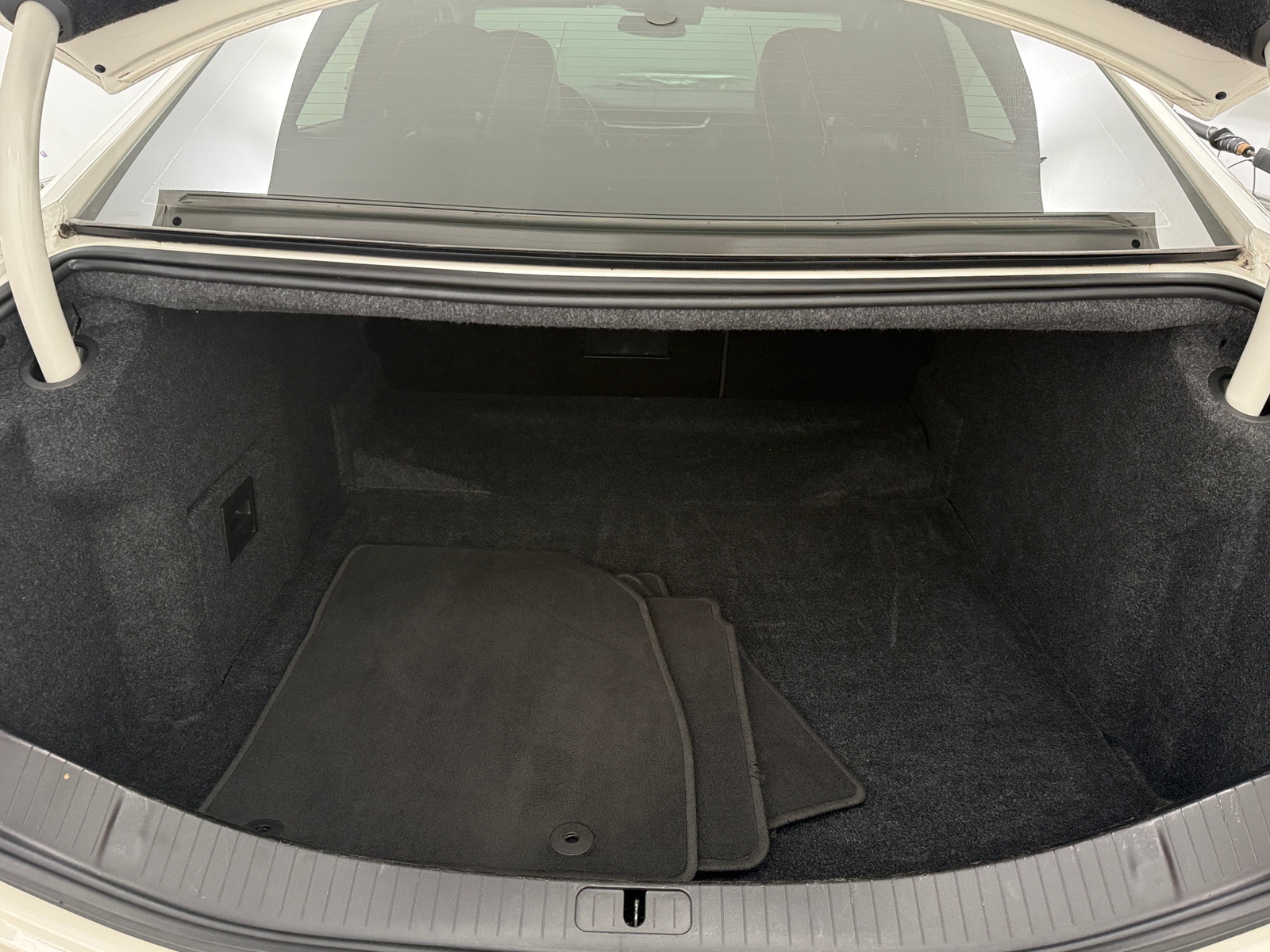 Thumbnail: 2015 Cadillac XTS - 6