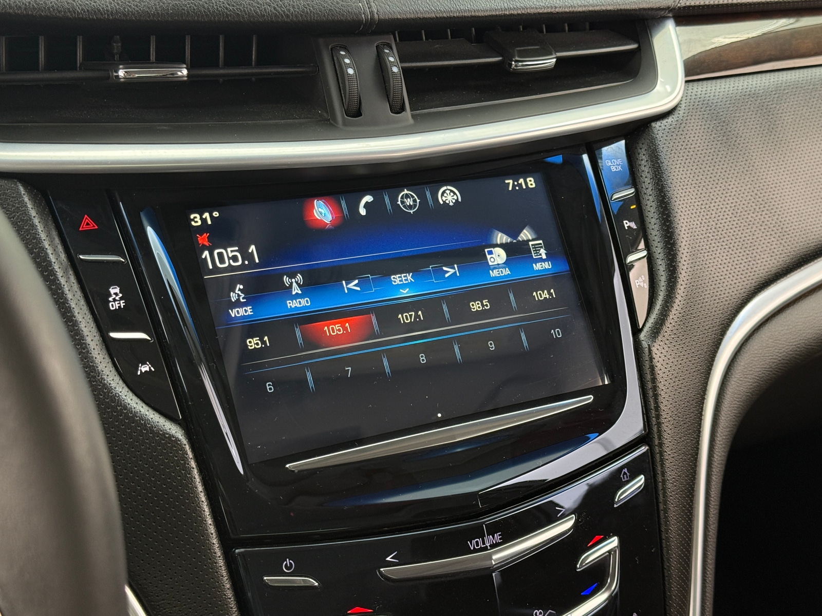 Thumbnail: 2015 Cadillac XTS - 3