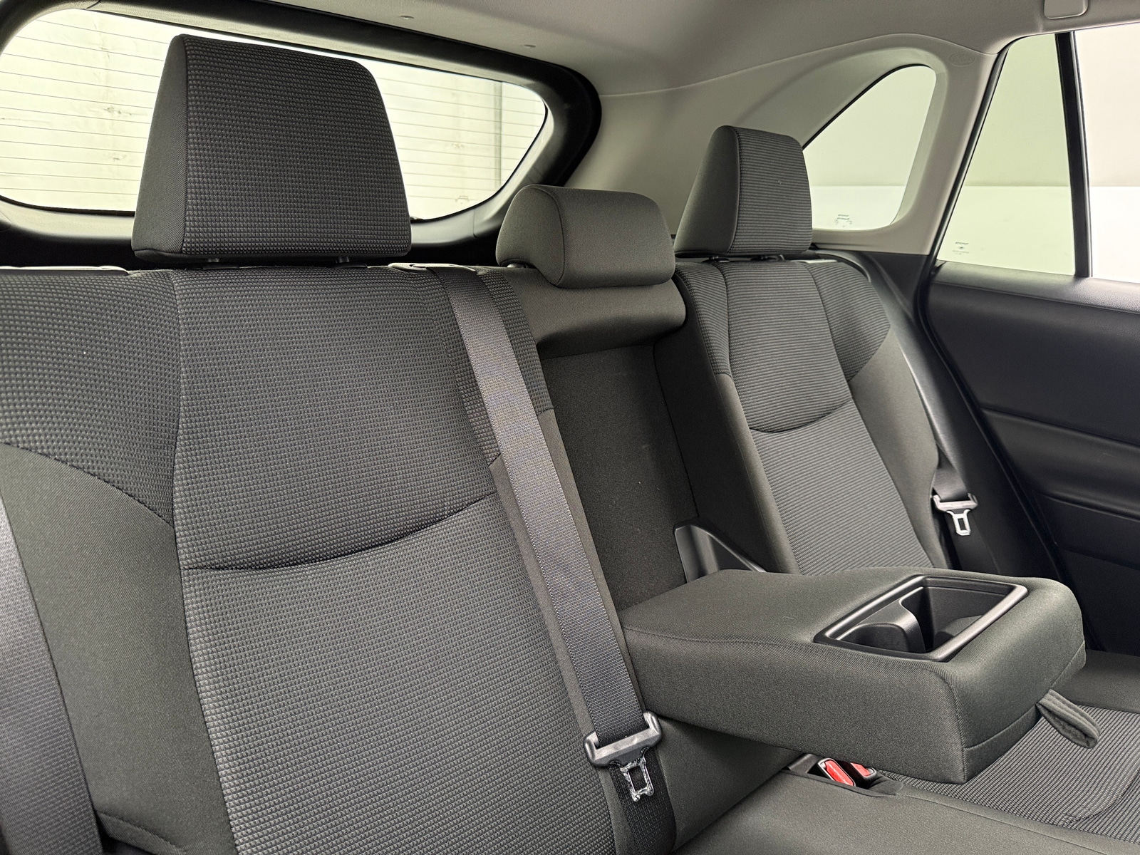 Thumbnail: 2025 Toyota RAV4 - 6