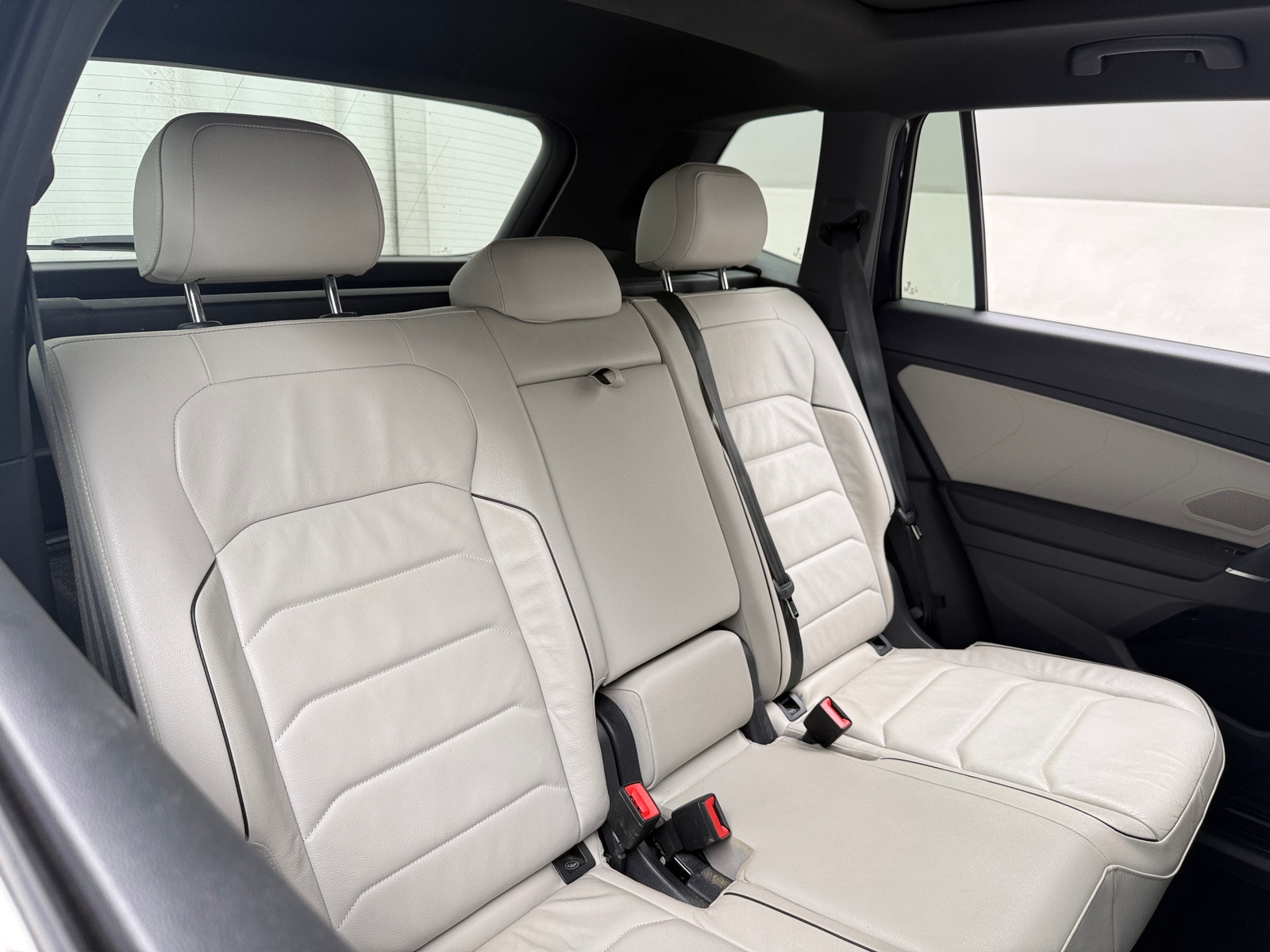 Thumbnail: 2020 Volkswagen Tiguan - 5