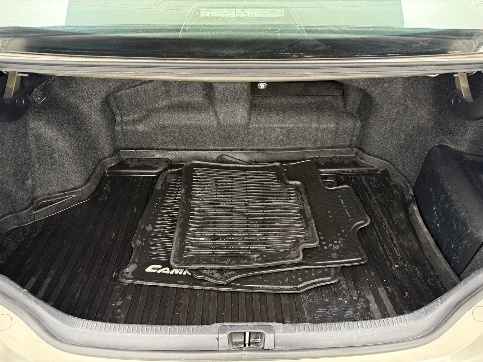 Thumbnail: 2015 Toyota Camry - 6