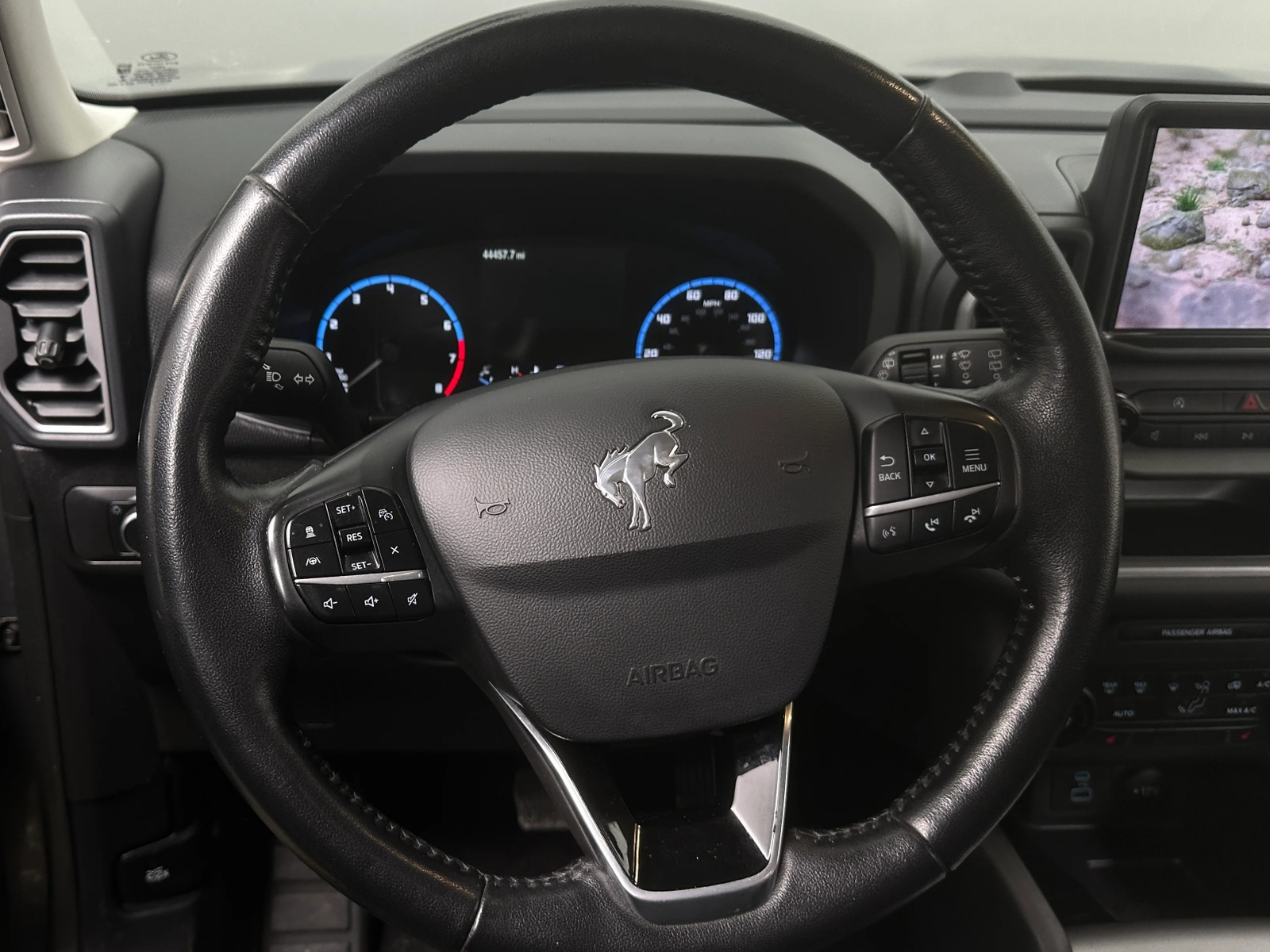 Thumbnail: 2022 Ford Bronco Sport - 5