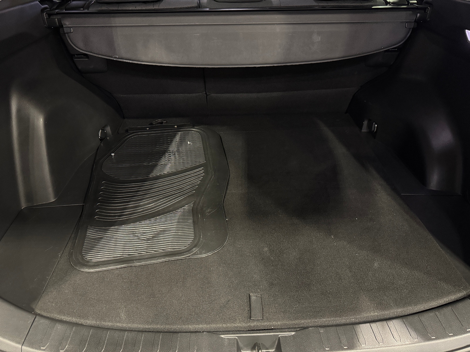 Thumbnail: 2025 Toyota RAV4 - 7