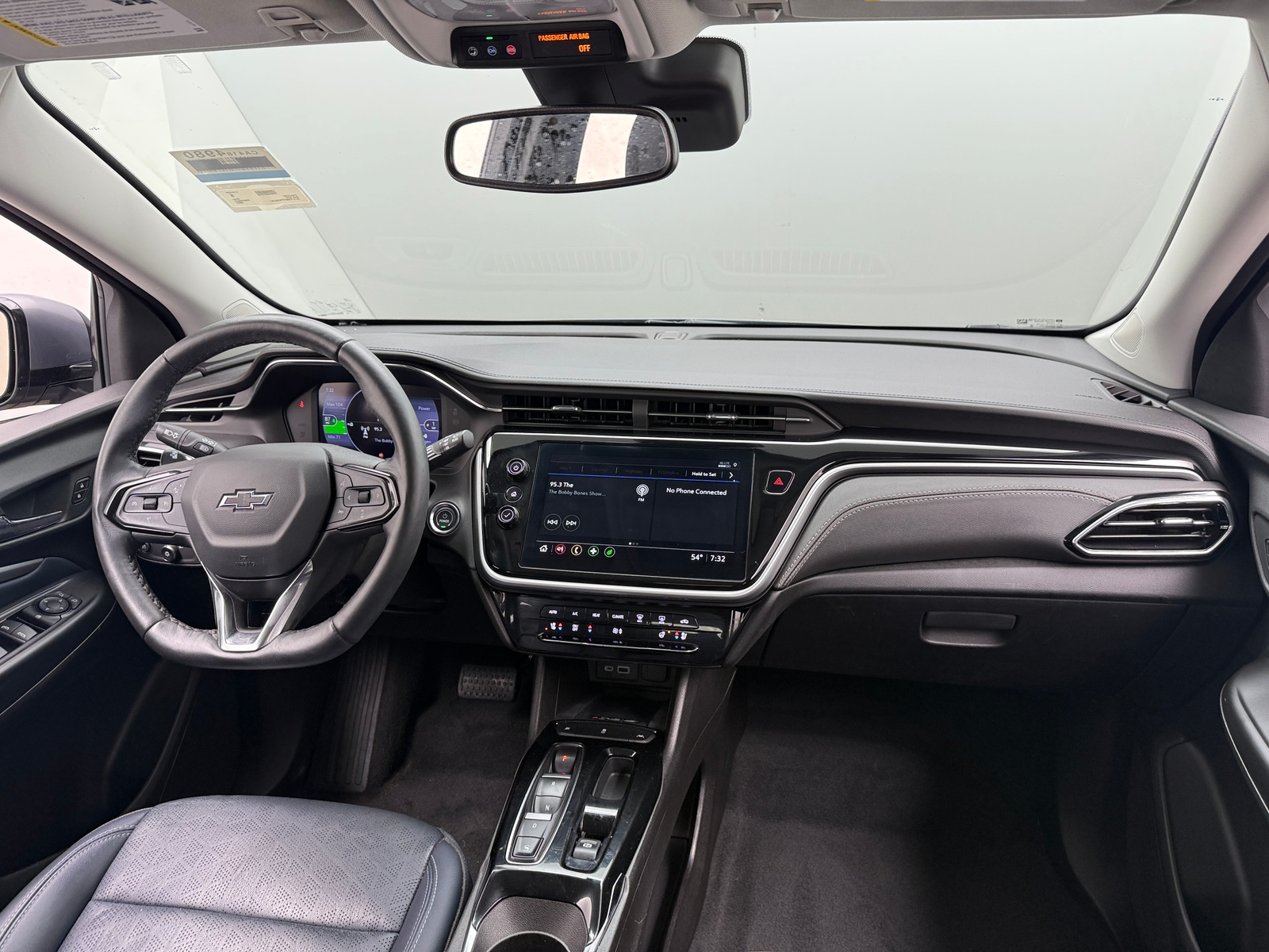 Thumbnail: 2023 Chevrolet Bolt EUV - 2