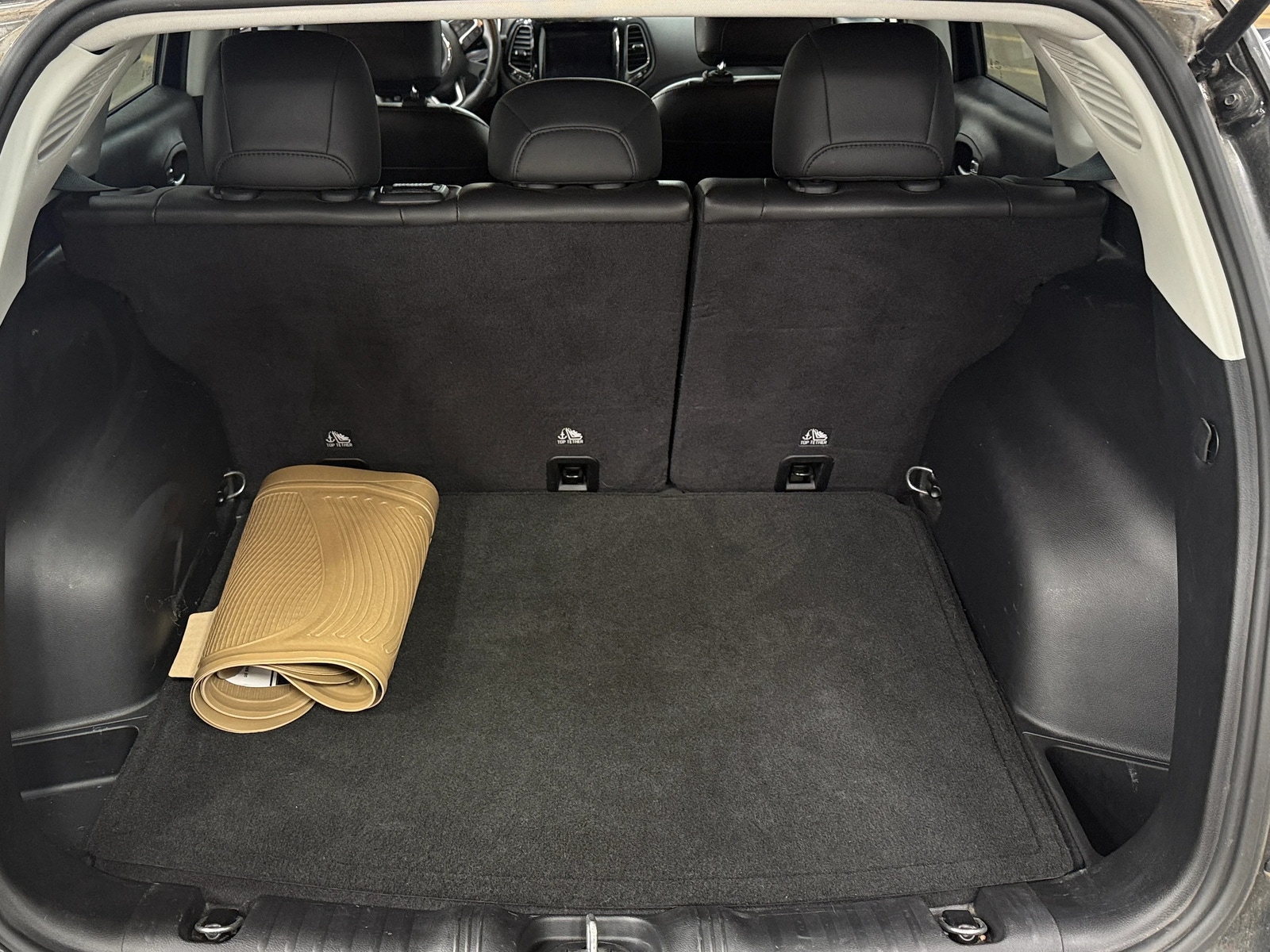 Thumbnail: 2018 Jeep Compass - 6