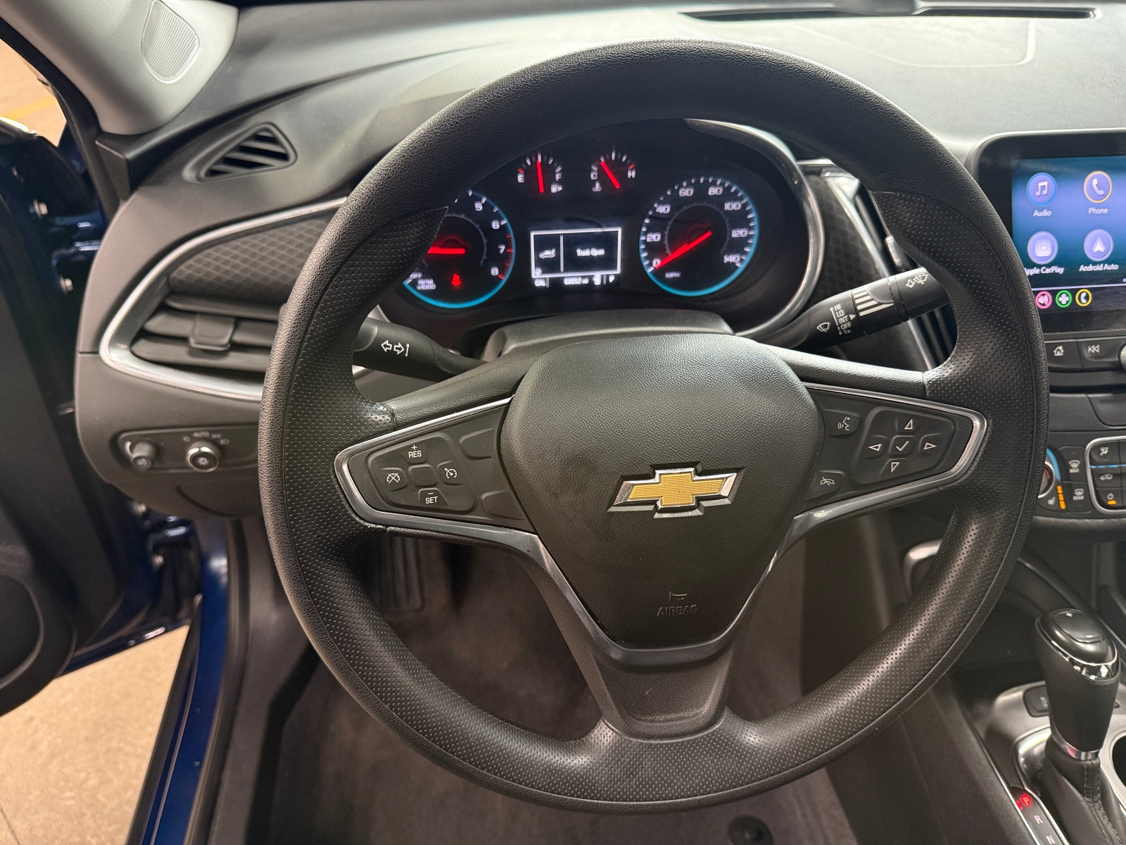 Thumbnail: 2019 Chevrolet Malibu - 5