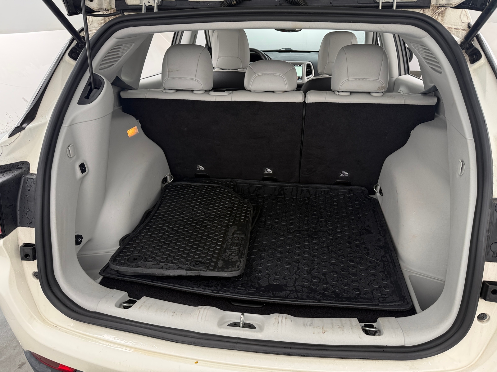 Thumbnail: 2018 Jeep Compass - 7