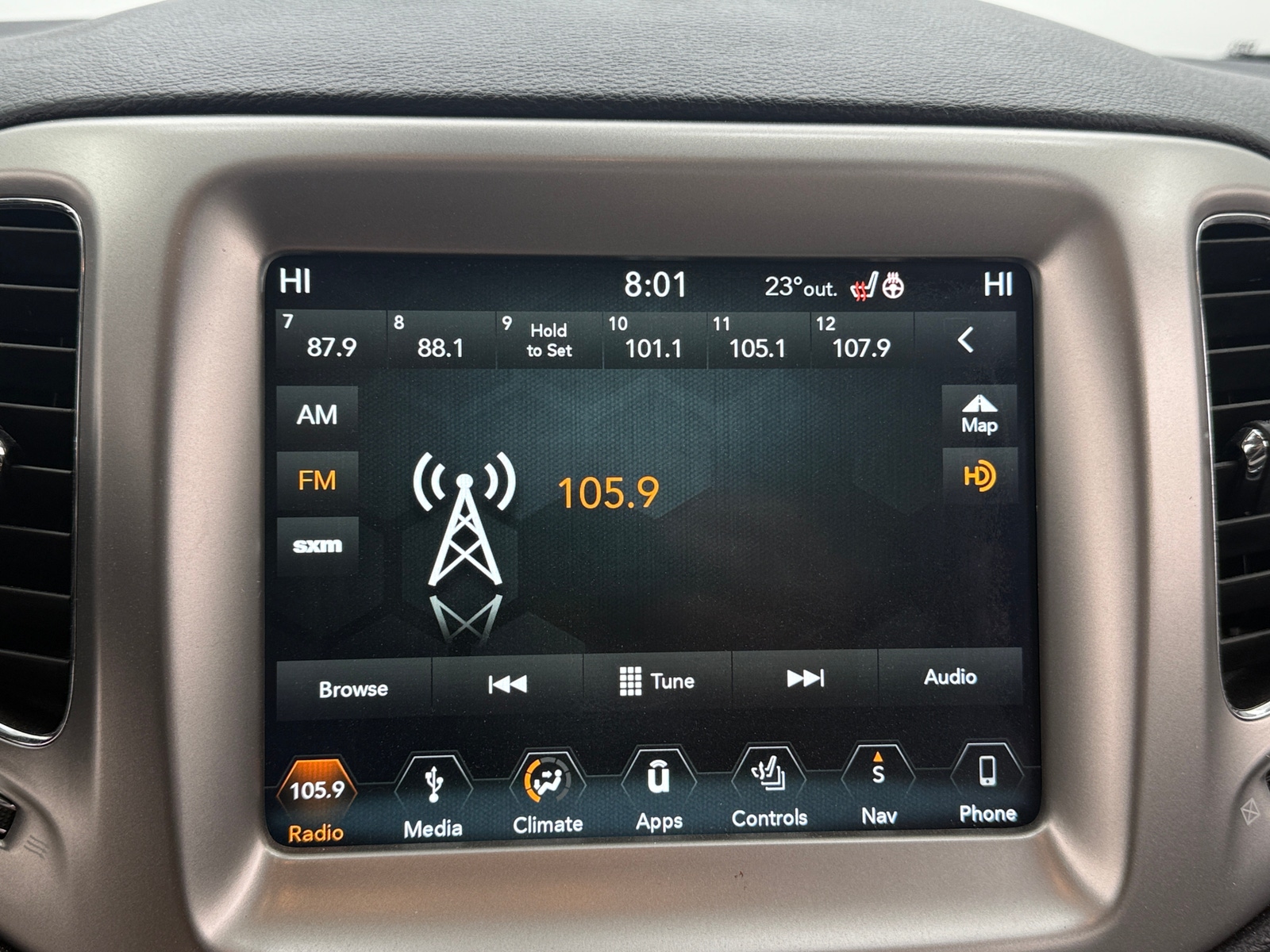 Thumbnail: 2018 Jeep Compass - 4