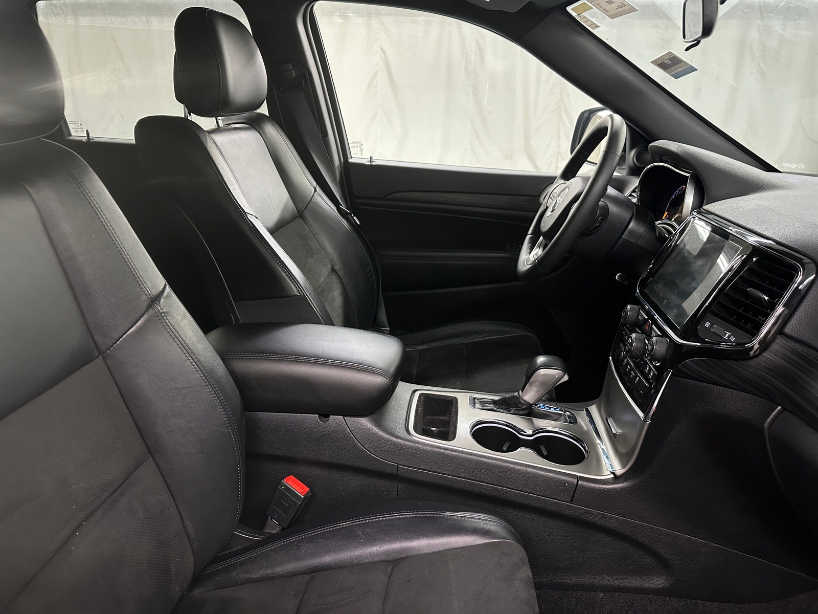 Thumbnail: 2021 Jeep Grand Cherokee - 2