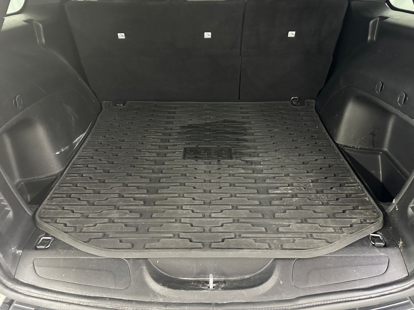 Thumbnail: 2021 Jeep Grand Cherokee - 7