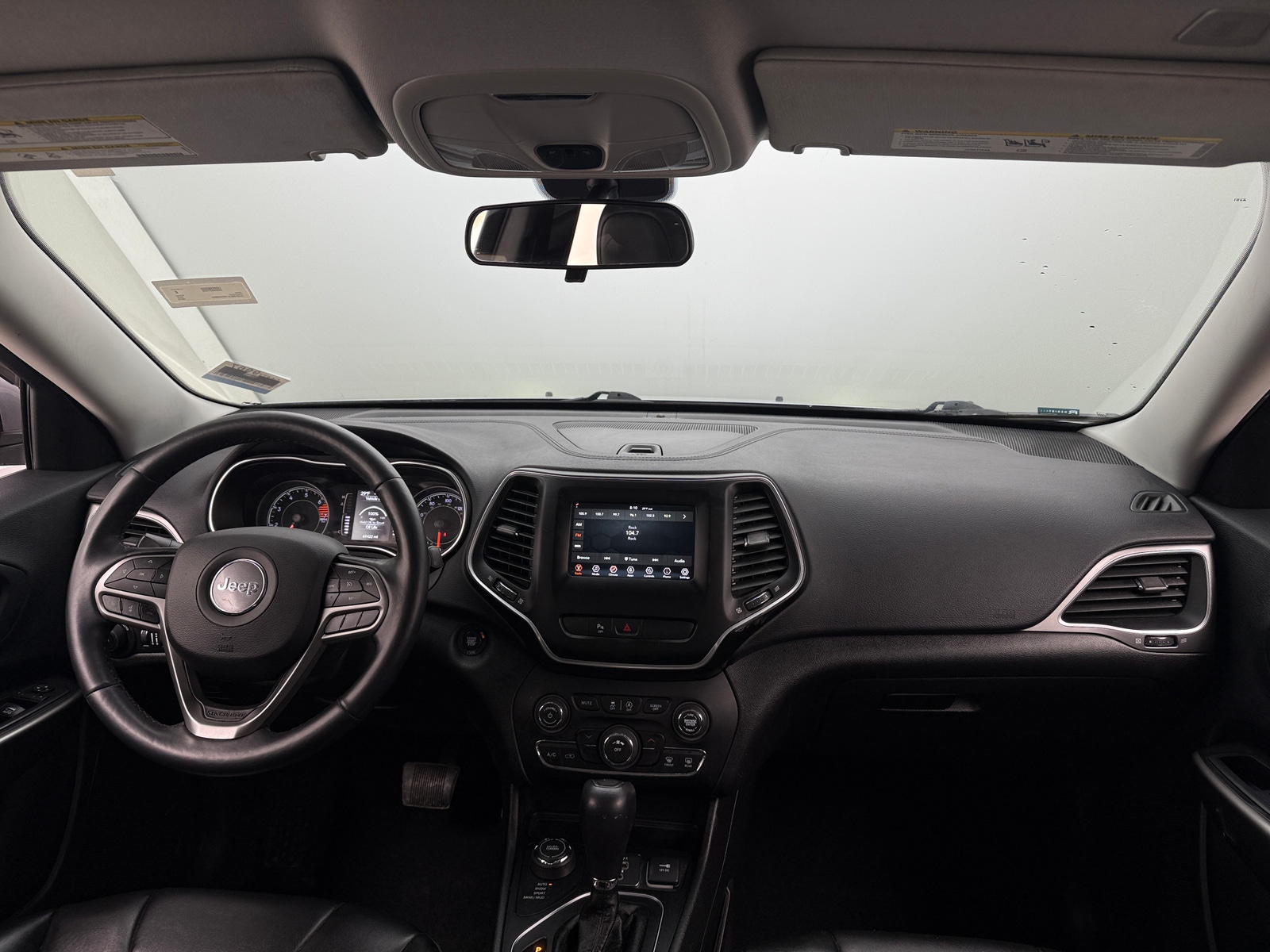 Thumbnail: 2019 Jeep Cherokee - 3