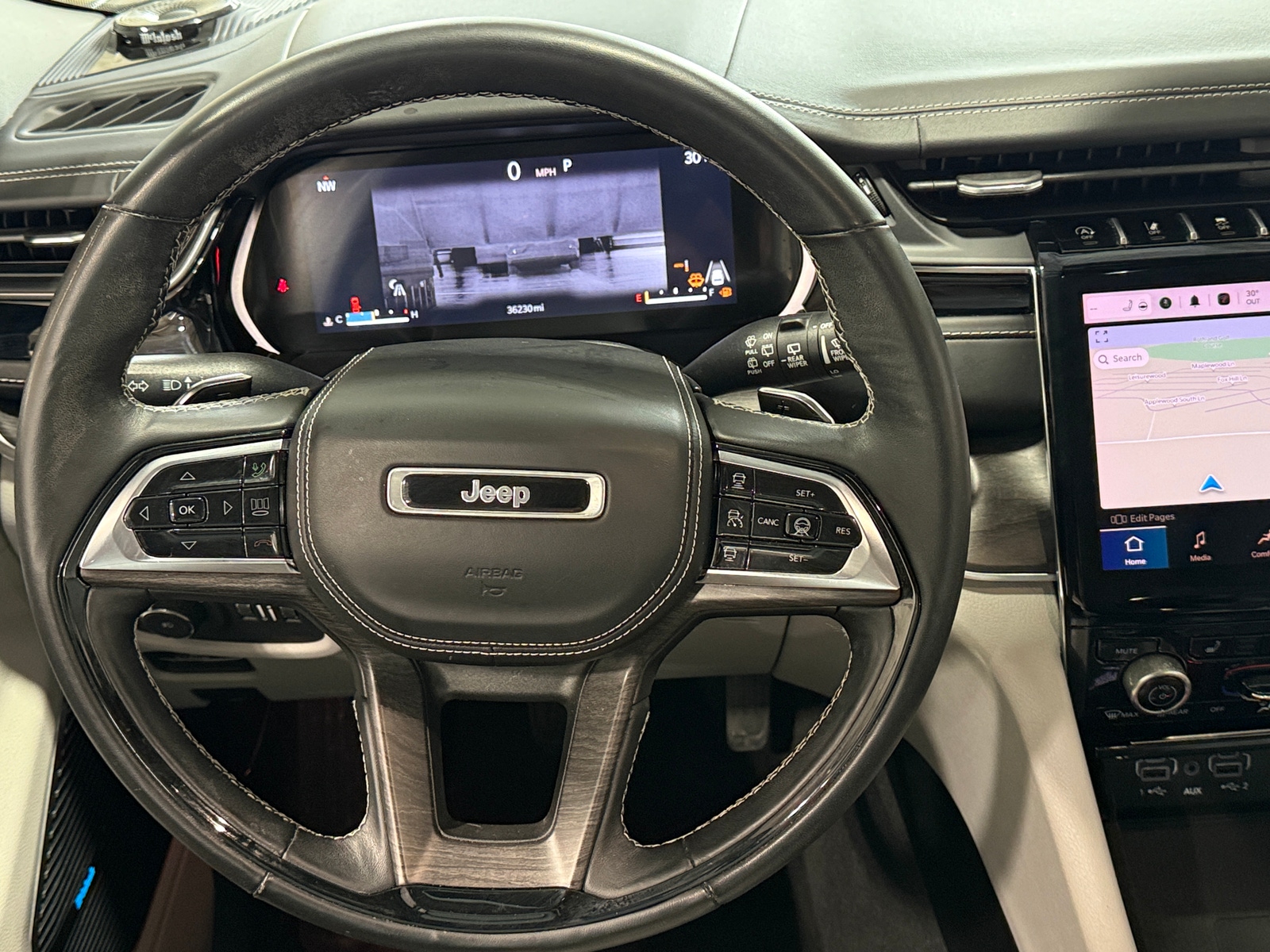 Thumbnail: 2022 Jeep Grand Cherokee L - 4