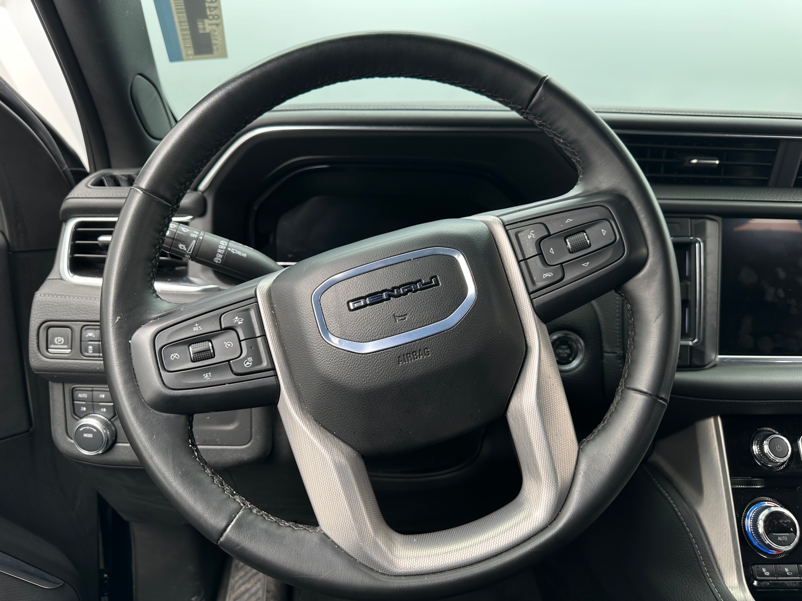 Thumbnail: 2024 GMC Yukon - 4