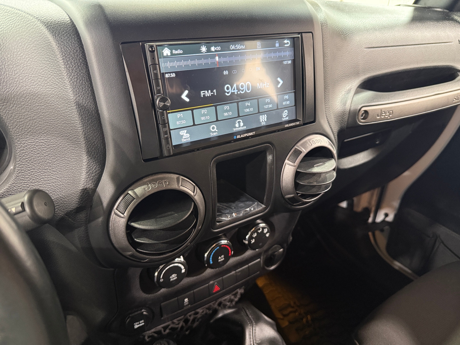 Thumbnail: 2018 Jeep Wrangler - 4