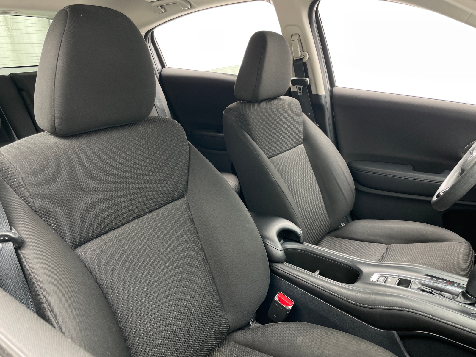 Thumbnail: 2016 Honda HR-V - 2