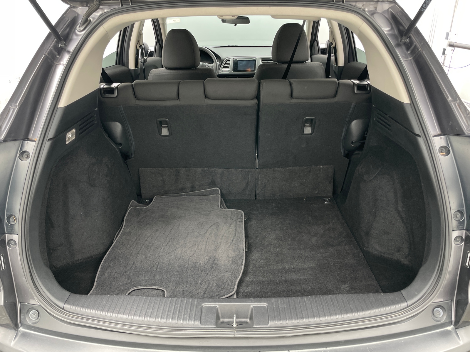 Thumbnail: 2016 Honda HR-V - 7