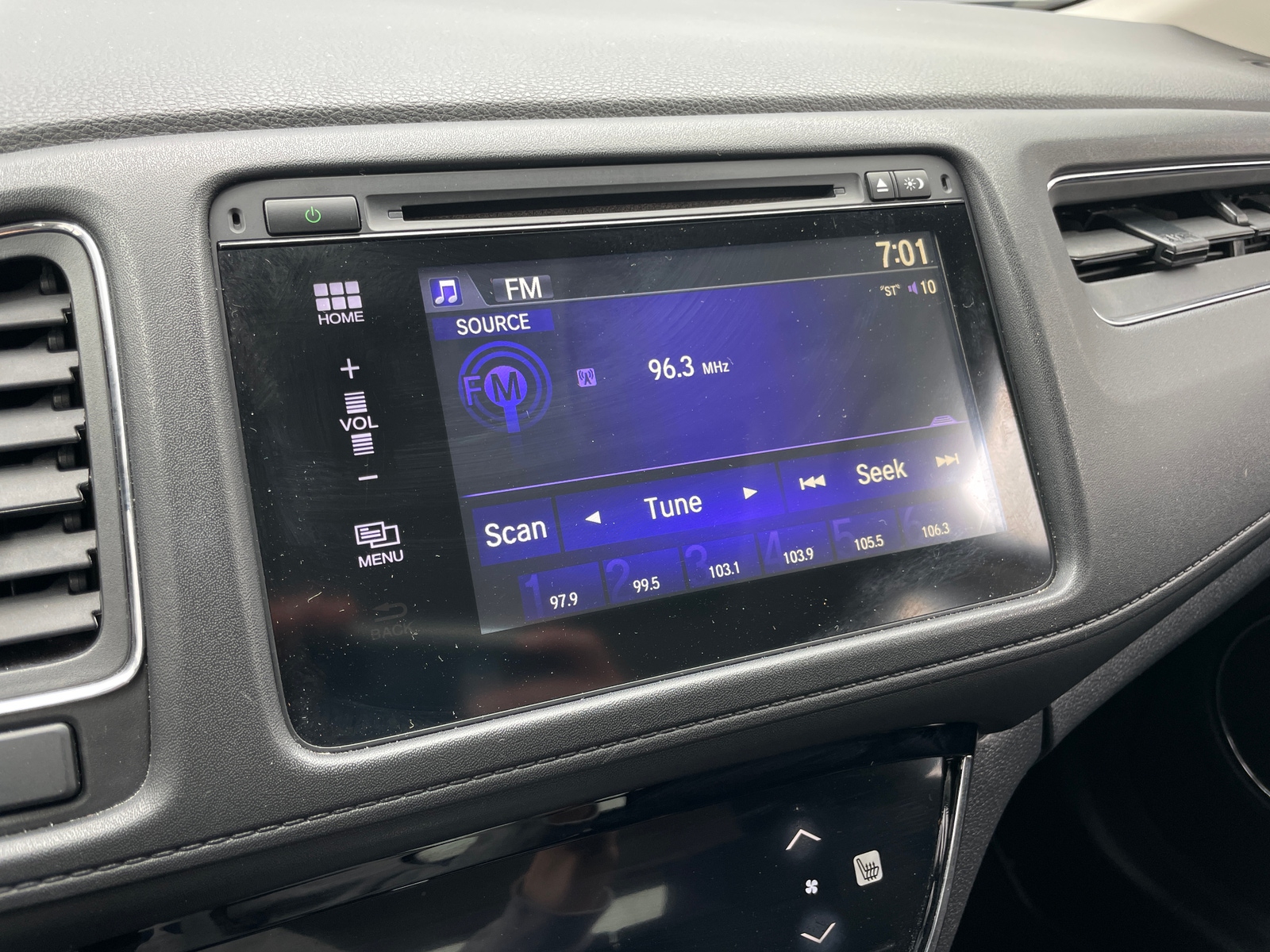 Thumbnail: 2016 Honda HR-V - 4