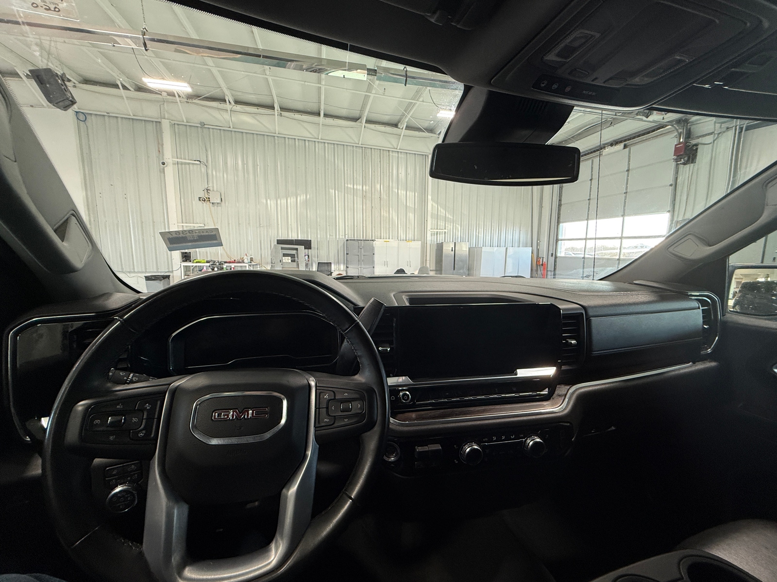 Thumbnail: 2025 GMC Sierra 1500 - 2