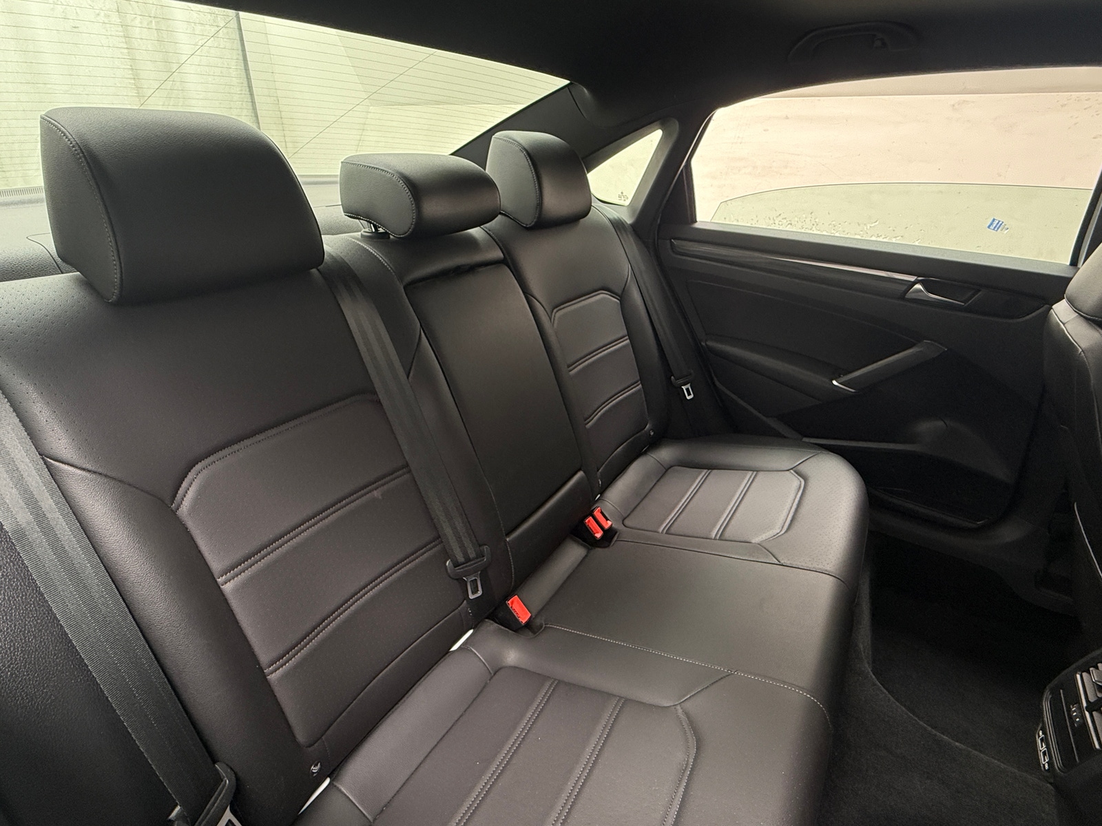 Thumbnail: 2021 Volkswagen Passat - 5