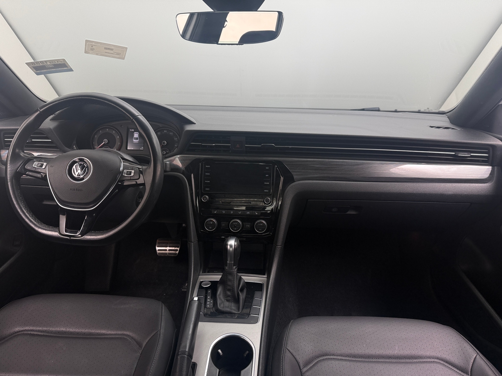 Thumbnail: 2021 Volkswagen Passat - 2