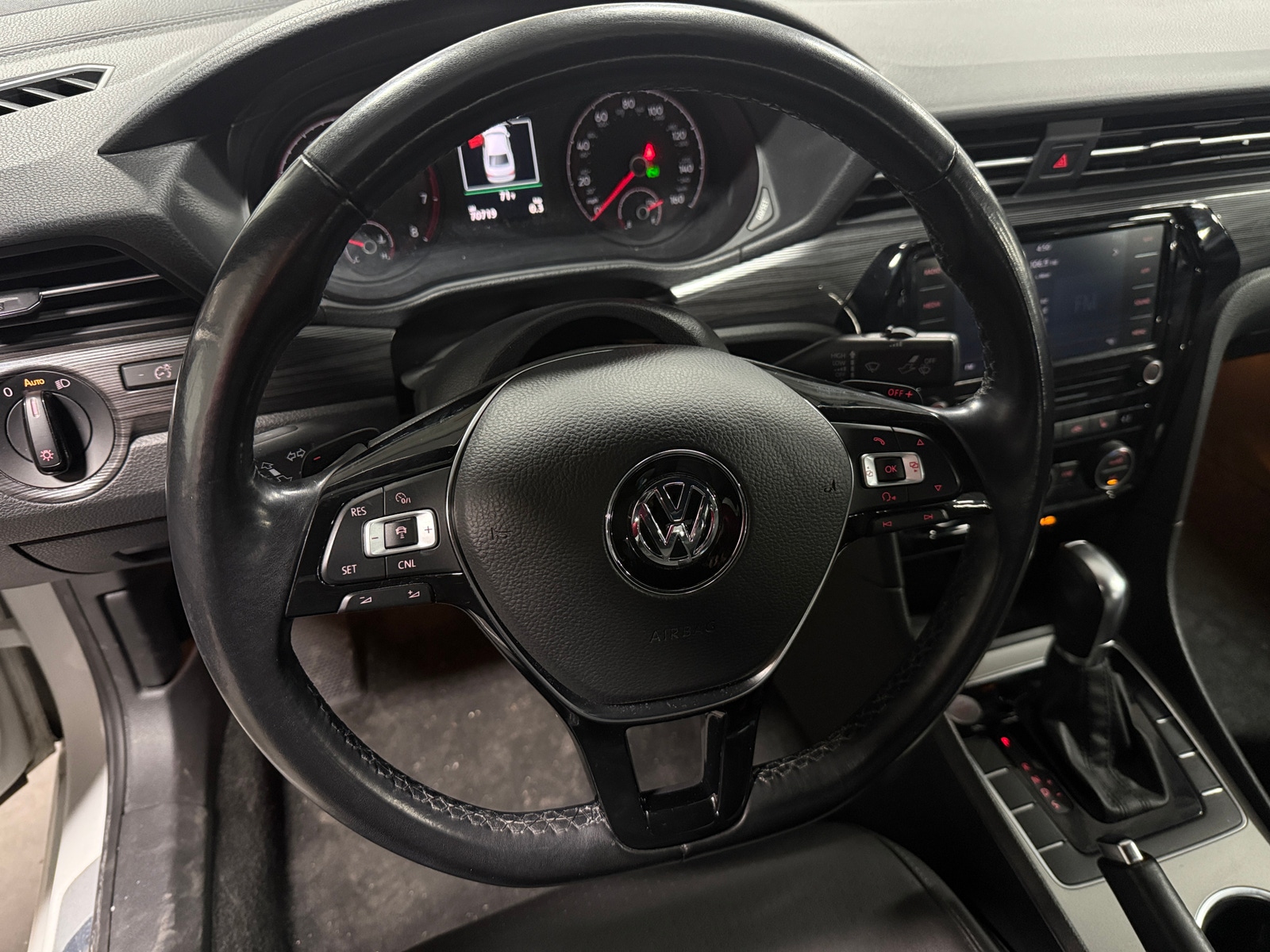 Thumbnail: 2021 Volkswagen Passat - 4